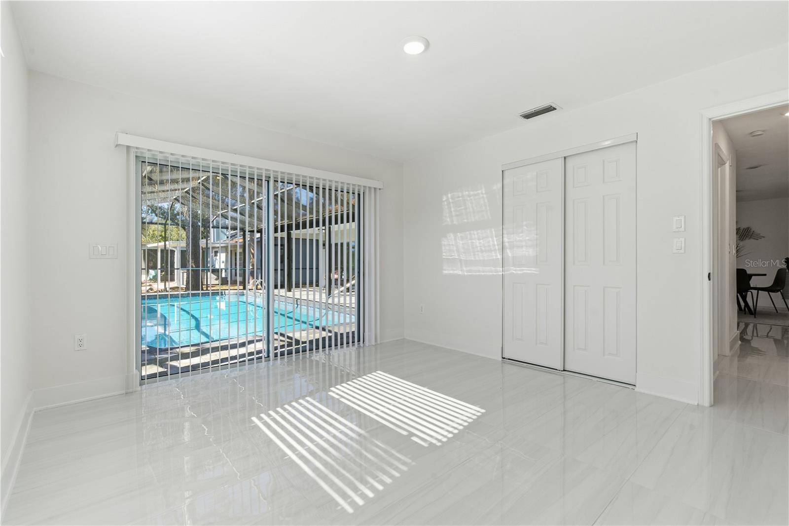 Image 41 of 57 For 4346 Marine Parkway