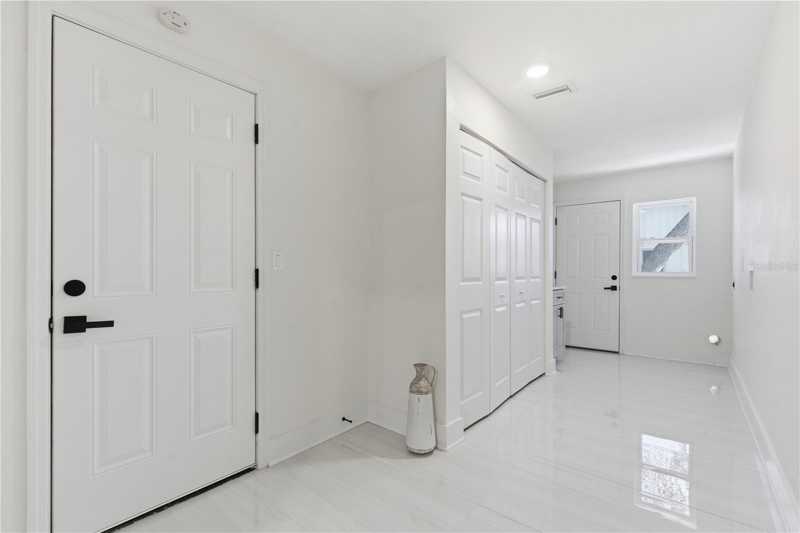 Image 46 of 57 For 4346 Marine Parkway