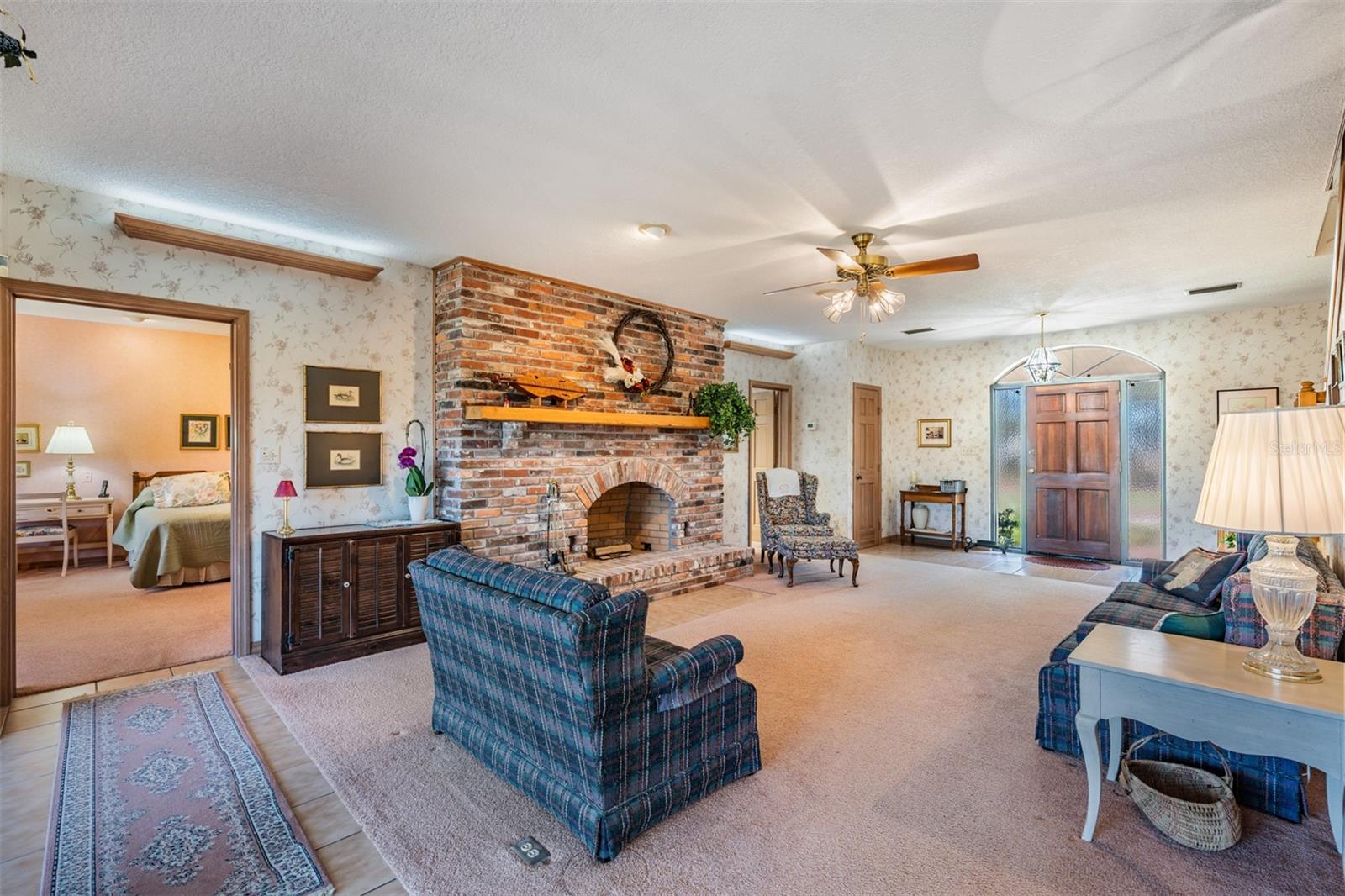 Image 13 of 77 For 701 Duque Road