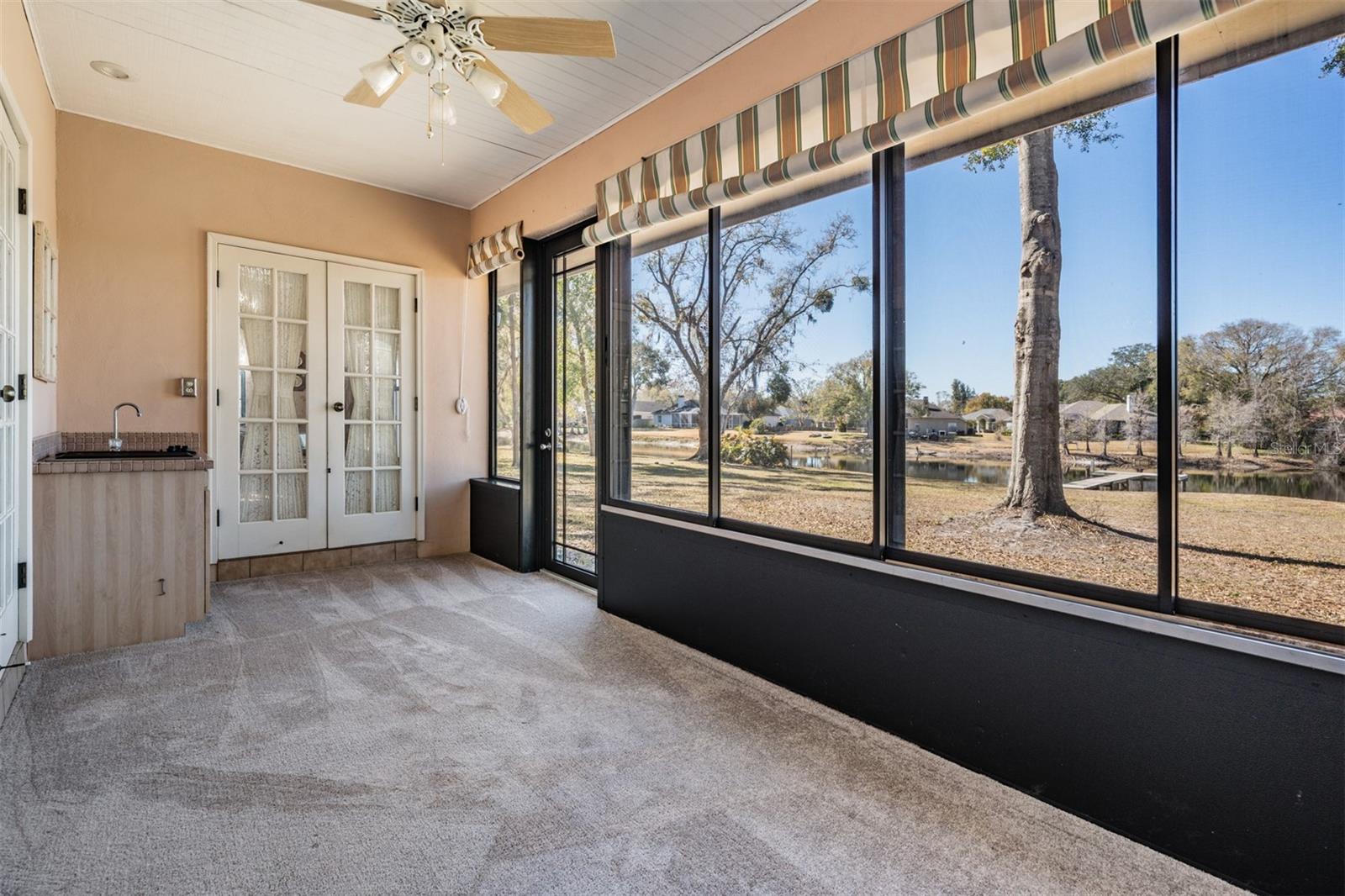 Image 38 of 77 For 701 Duque Road