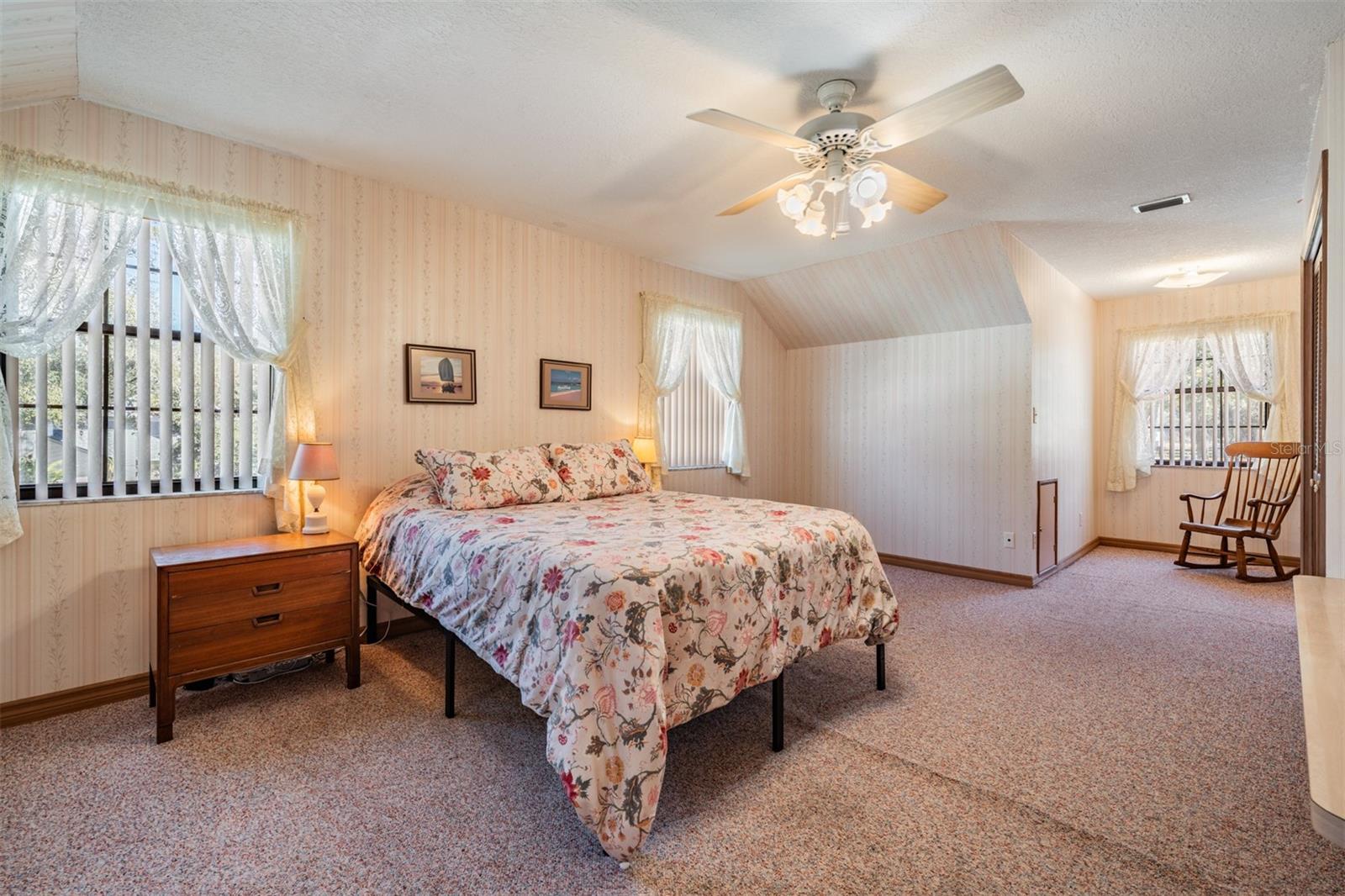 Image 48 of 77 For 701 Duque Road