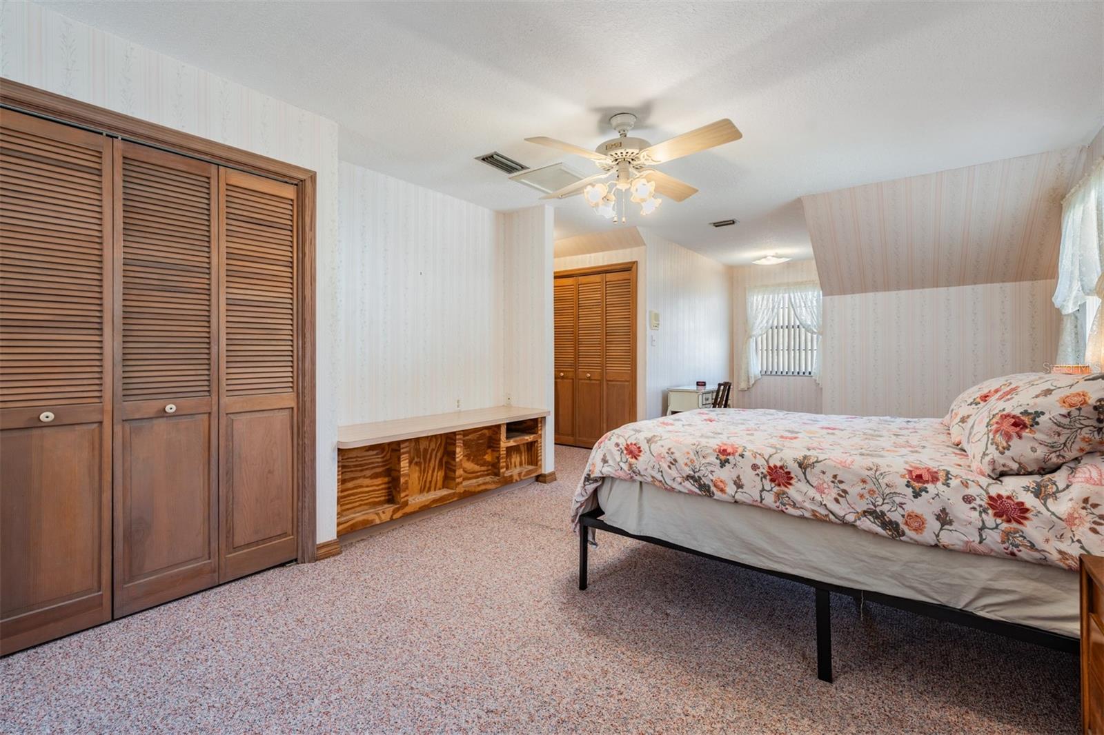 Image 49 of 77 For 701 Duque Road