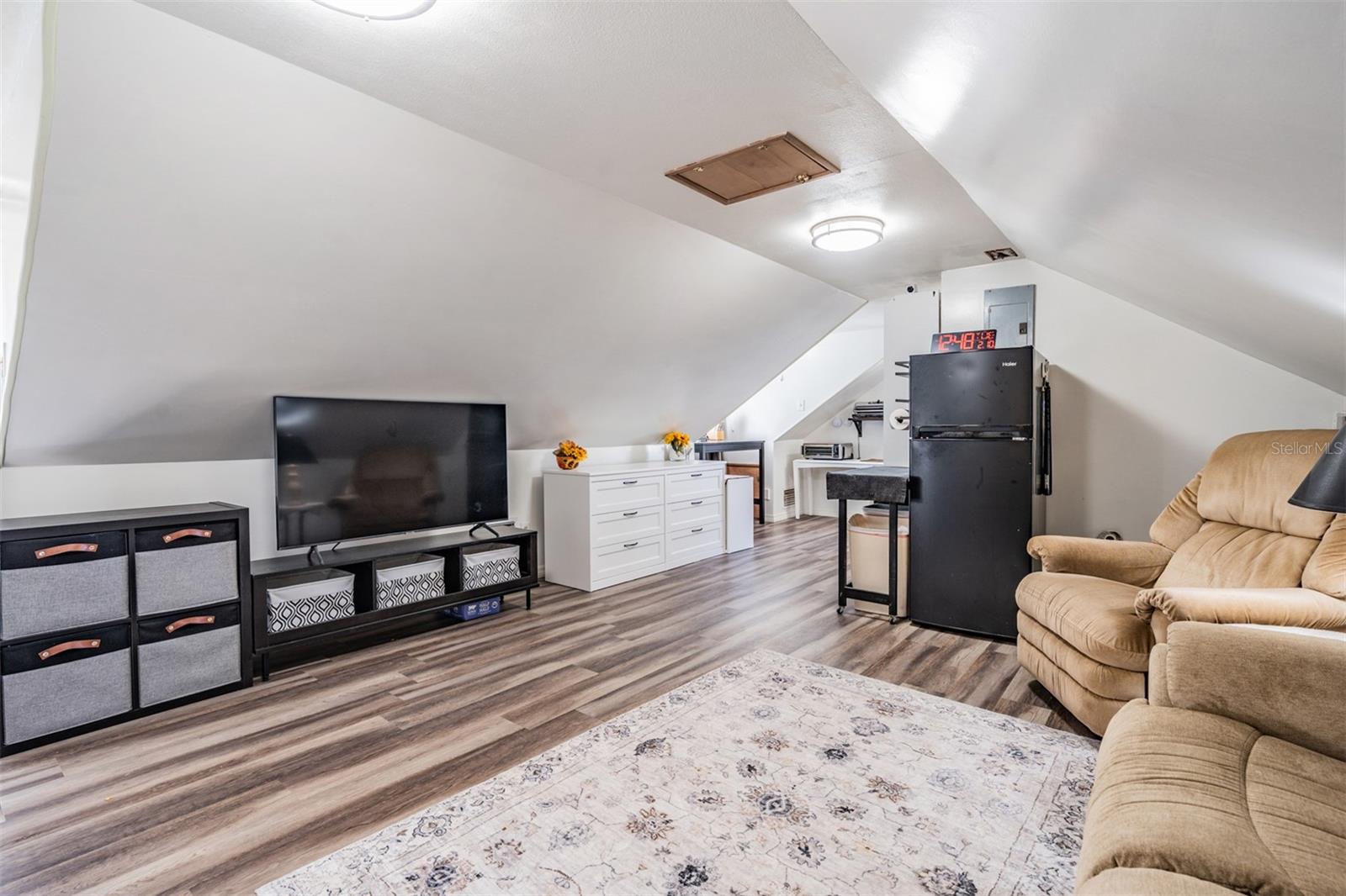 Image 57 of 77 For 701 Duque Road