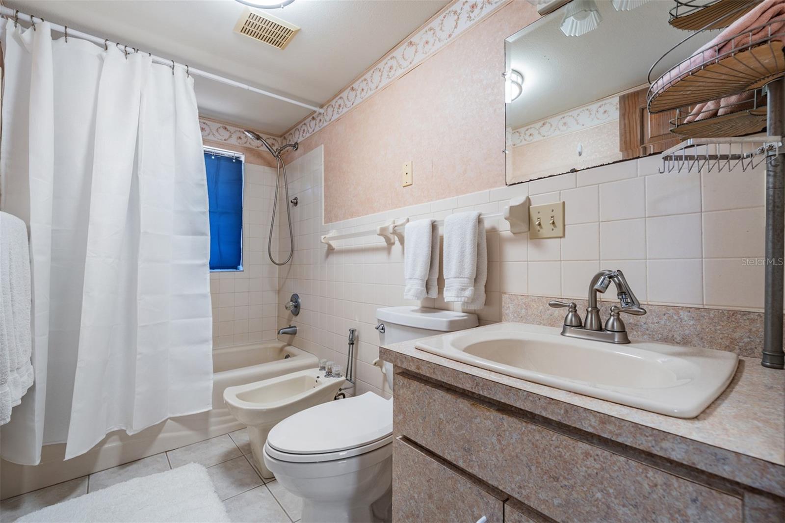 Image 59 of 77 For 701 Duque Road