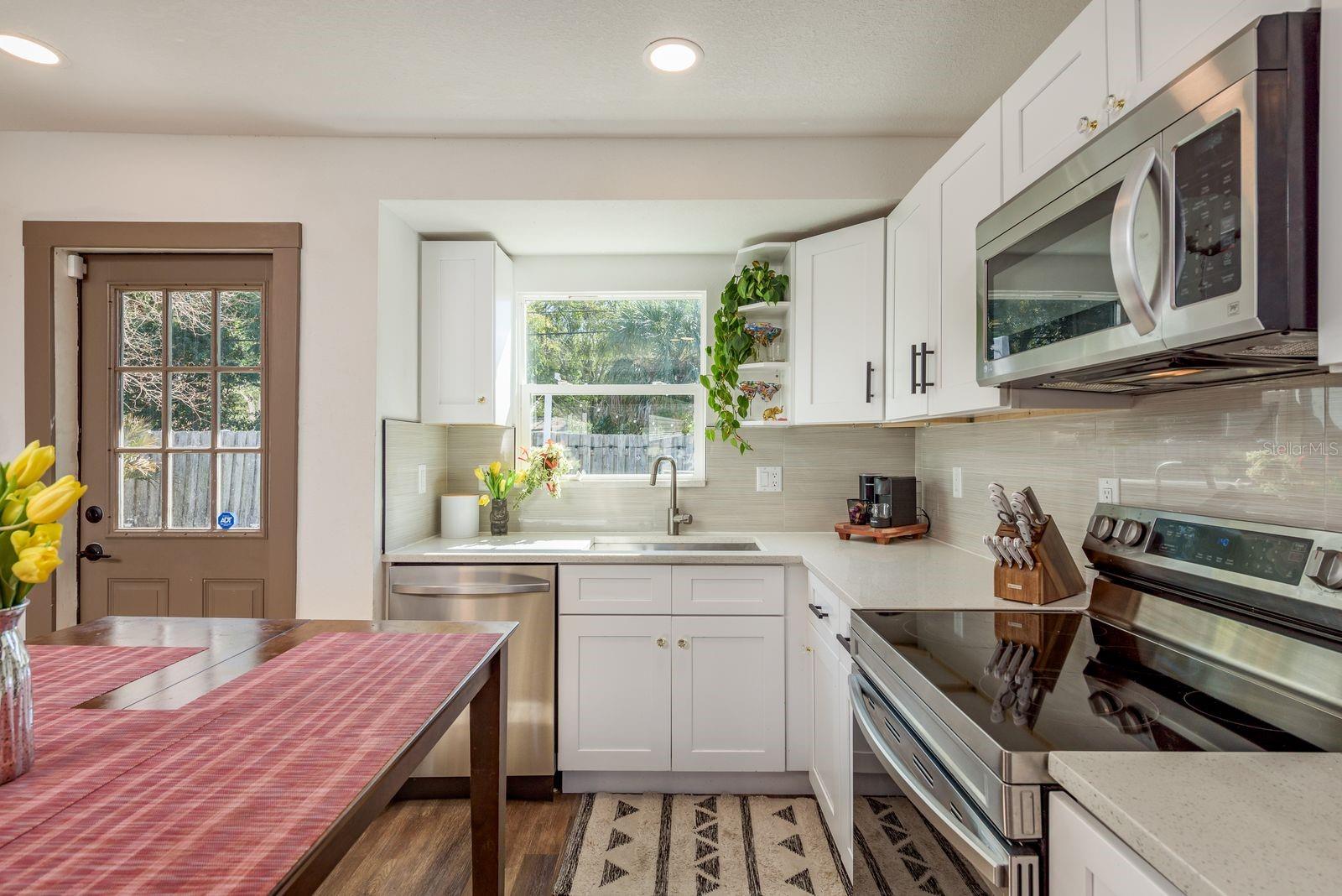 Image 11 of 28 For 4430 Trilby Avenue