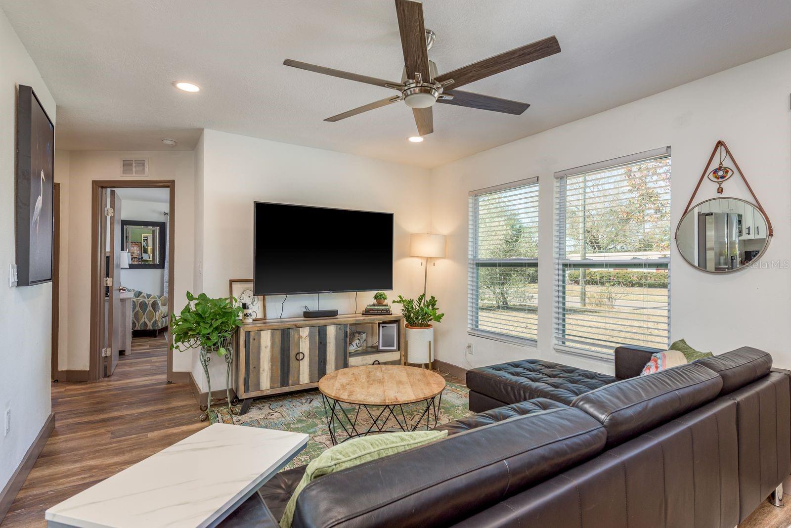 Image 5 of 28 For 4430 Trilby Avenue