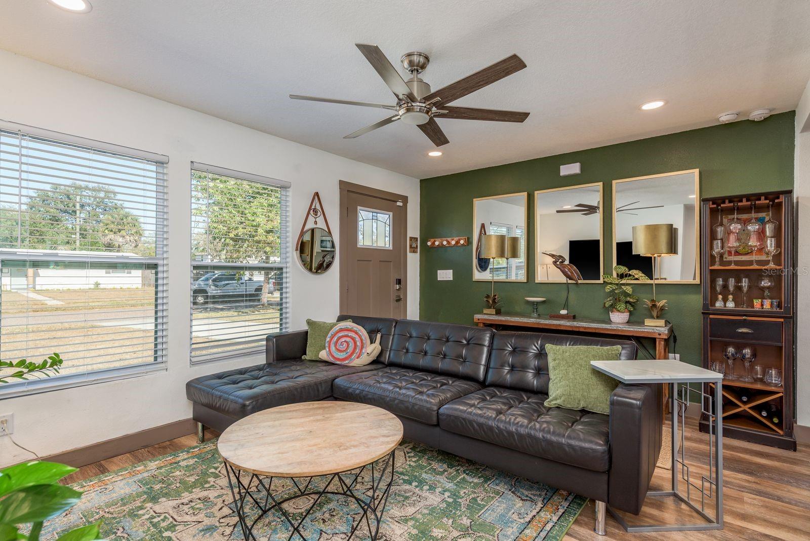 Image 6 of 28 For 4430 Trilby Avenue