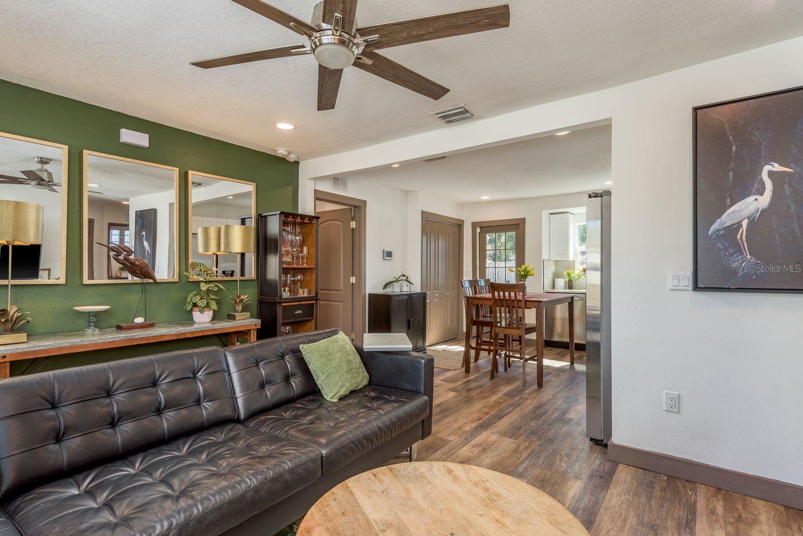 Image 7 of 28 For 4430 Trilby Avenue