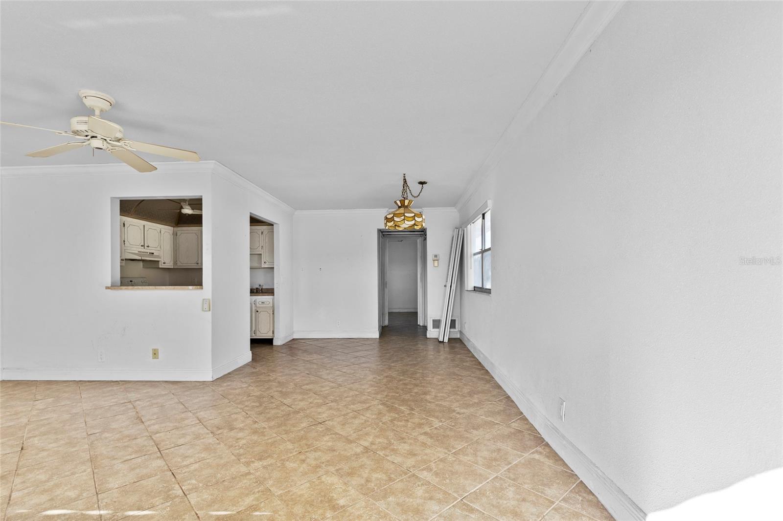 Image 3 of 21 For 187 Saxony Terrace D