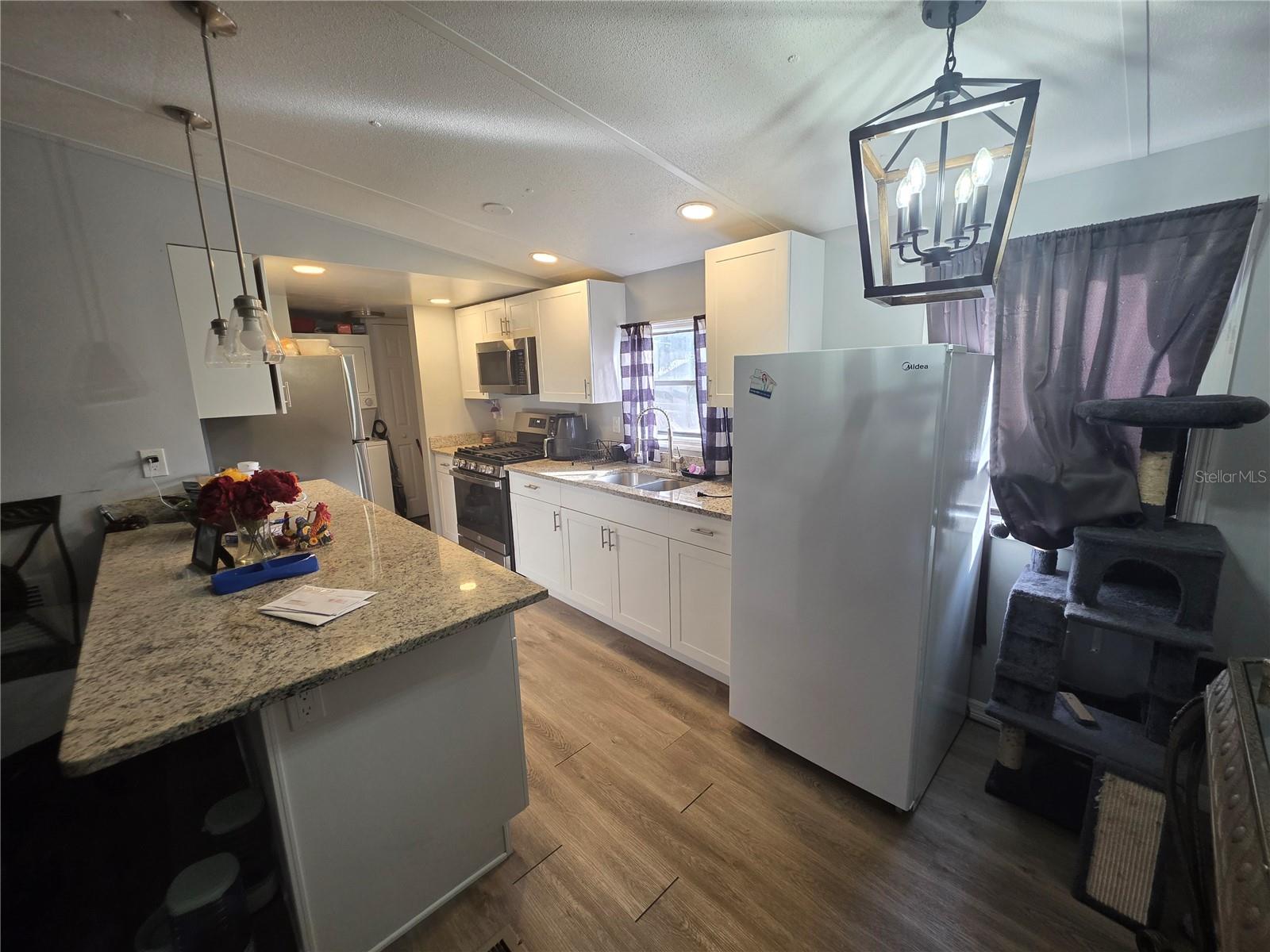 Image 3 of 12 For 34924 Talisman Street