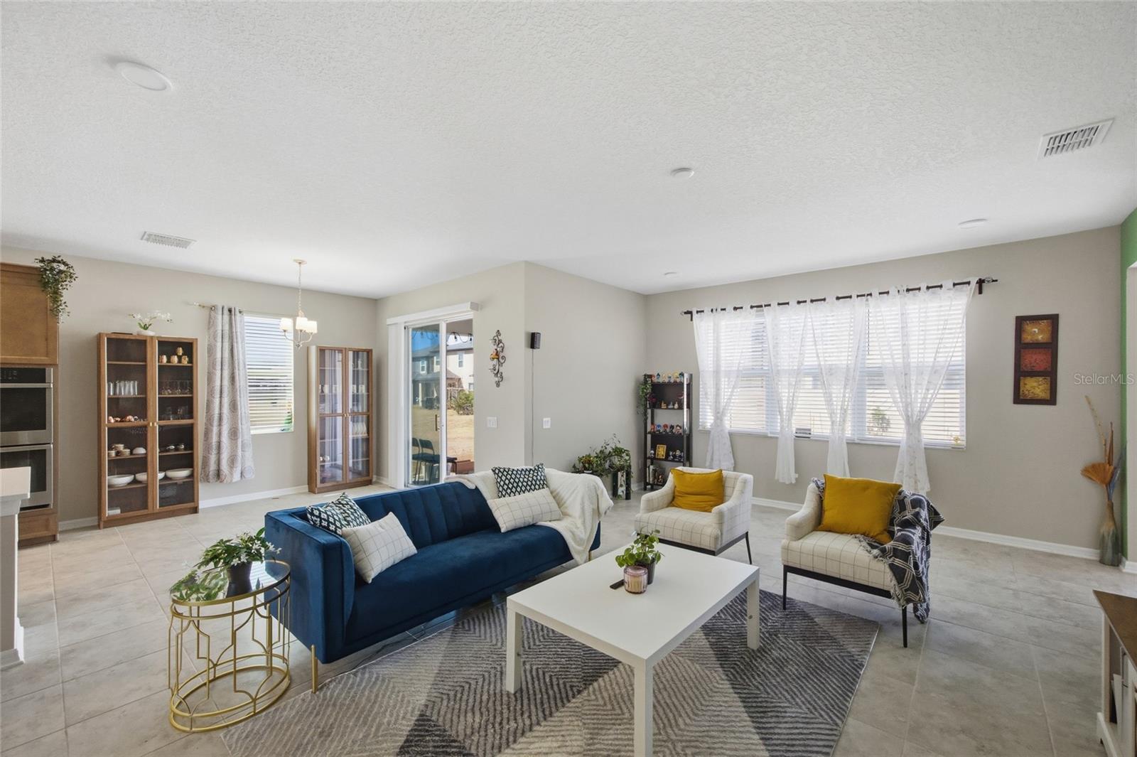 Image 12 of 45 For 2909 Ivory Bluff Court