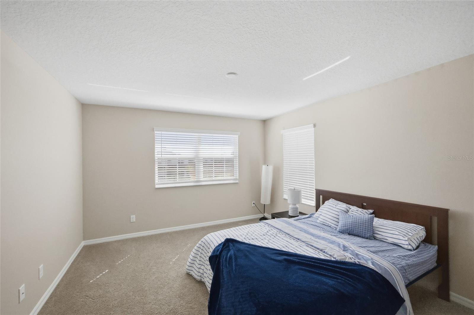 Image 32 of 45 For 2909 Ivory Bluff Court