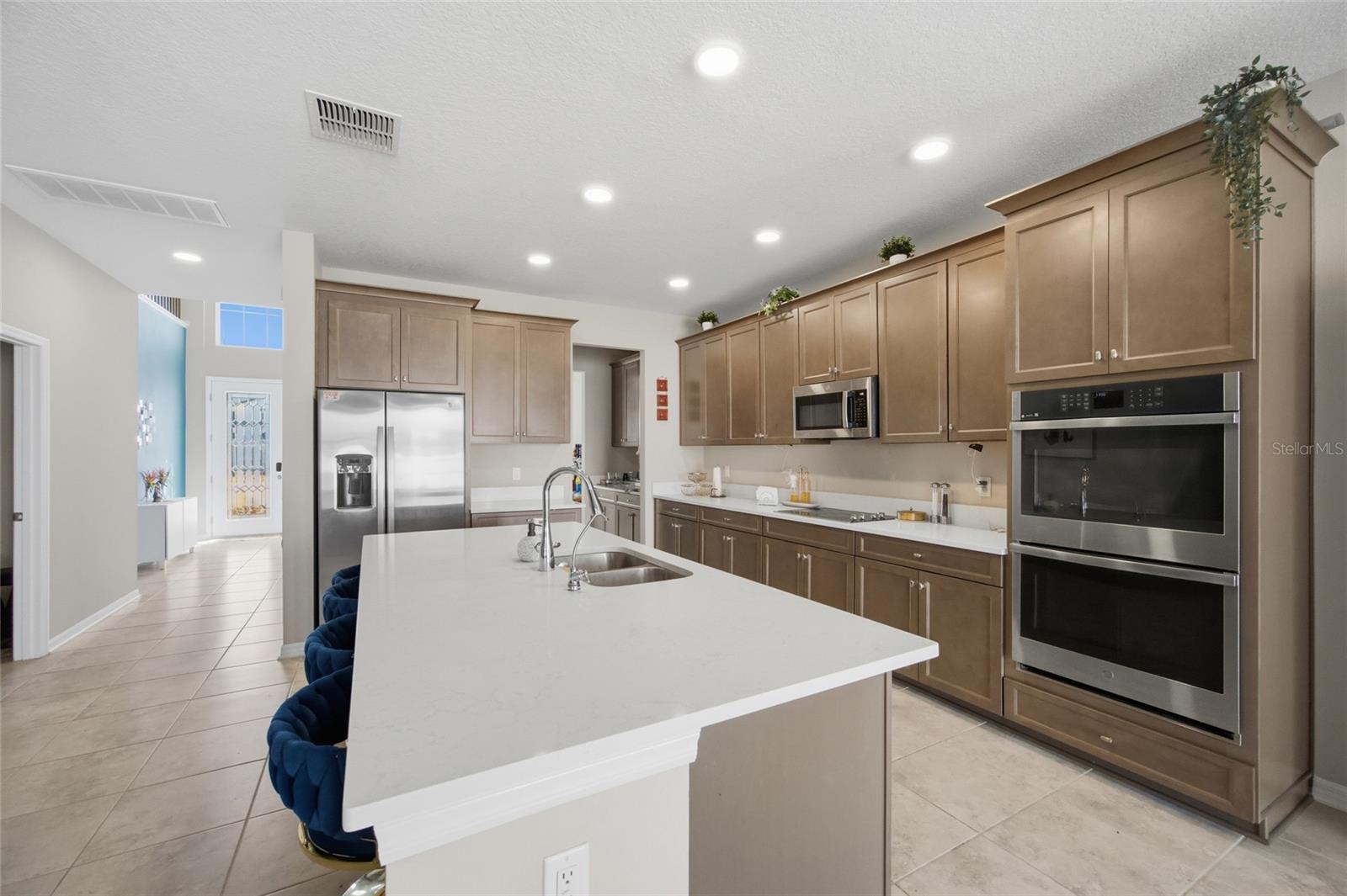 Image 7 of 45 For 2909 Ivory Bluff Court