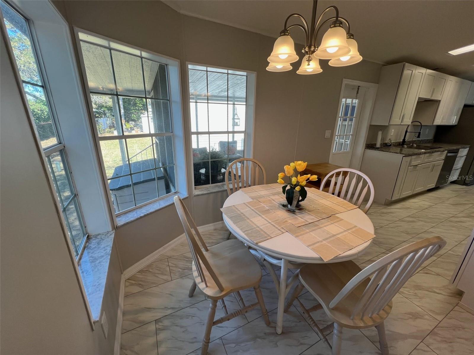 Image 10 of 32 For 11300 124th Avenue 40