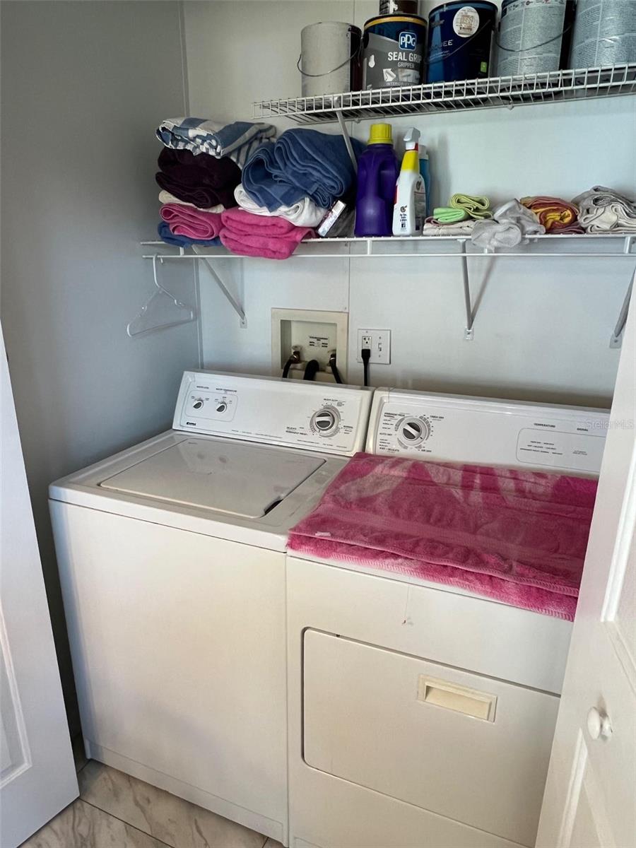 Image 12 of 32 For 11300 124th Avenue 40