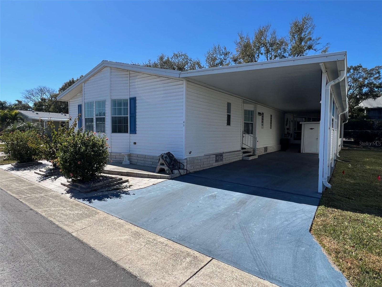 Image 2 of 32 For 11300 124th Avenue 40