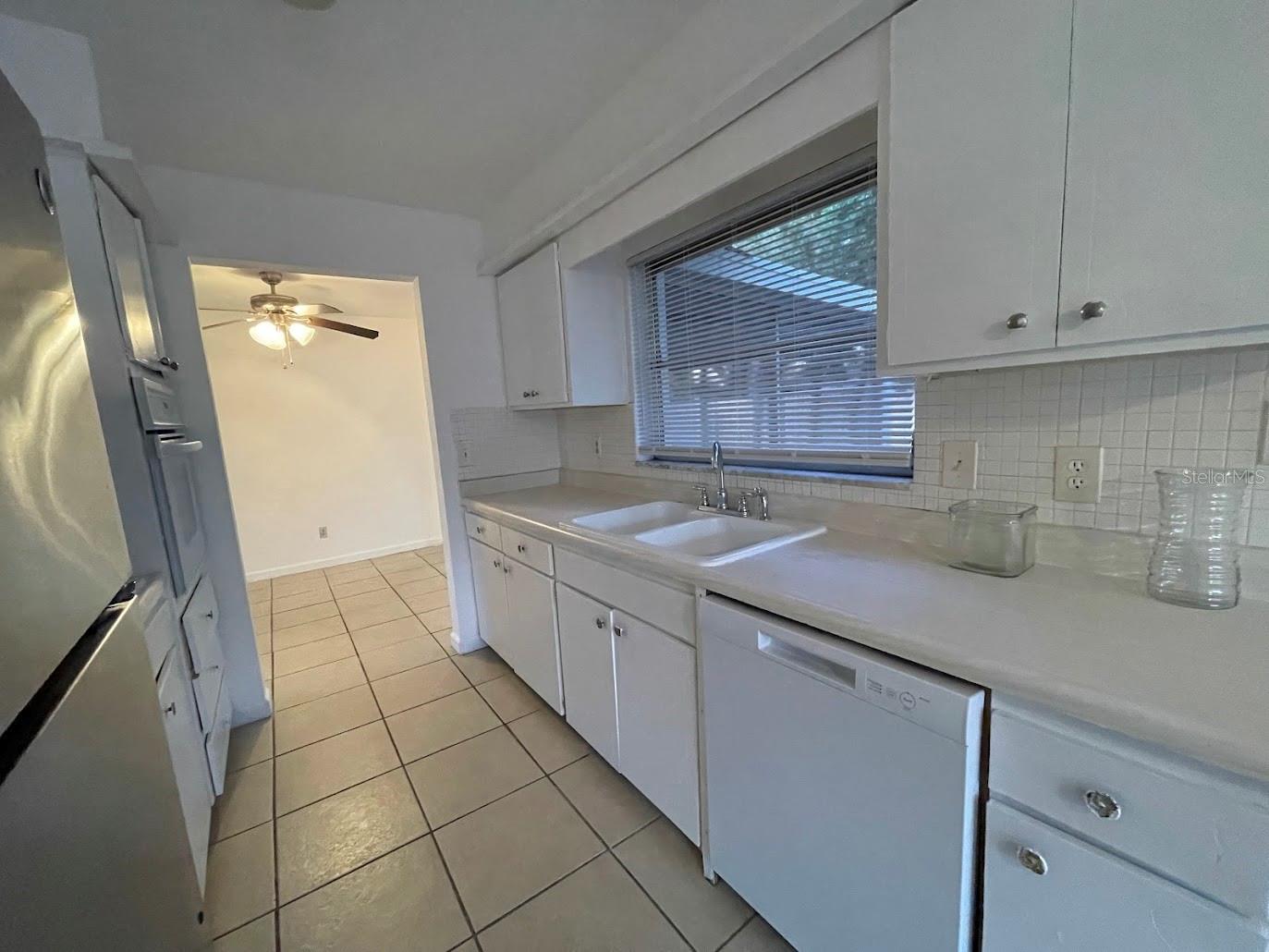 Image 6 of 28 For 471 Keene Park Drive E