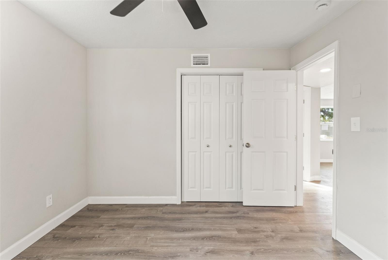 Image 10 of 18 For 11200 Harding Drive