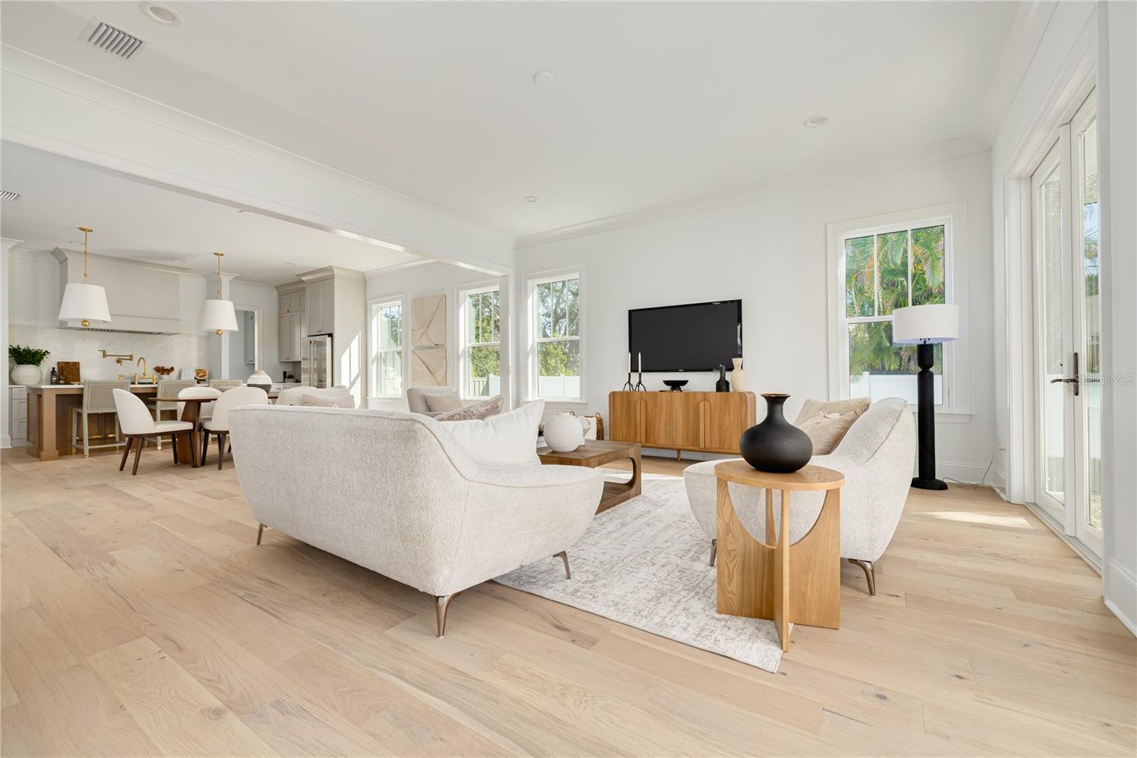 Image 18 of 51 For 246 23rd Avenue Se