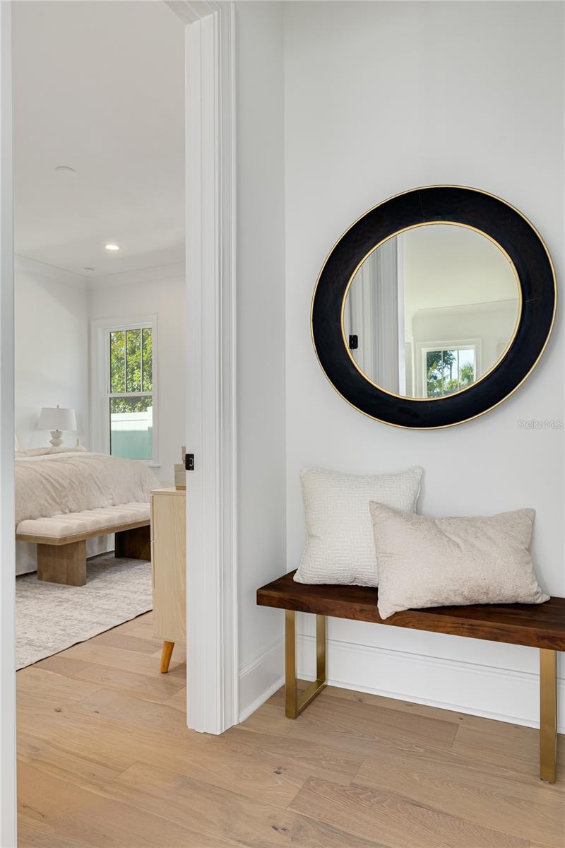 Image 19 of 51 For 246 23rd Avenue Se