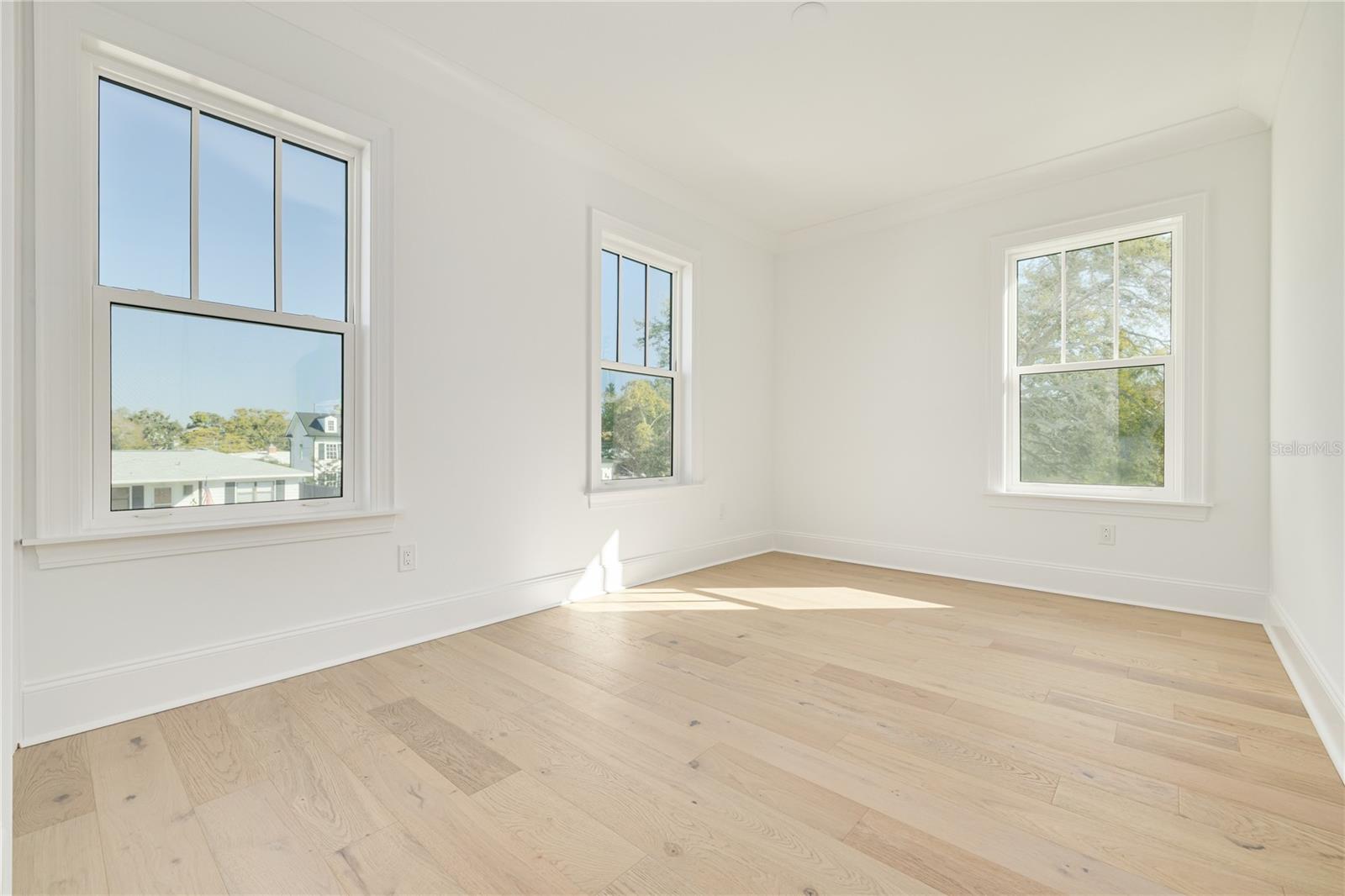 Image 34 of 51 For 246 23rd Avenue Se