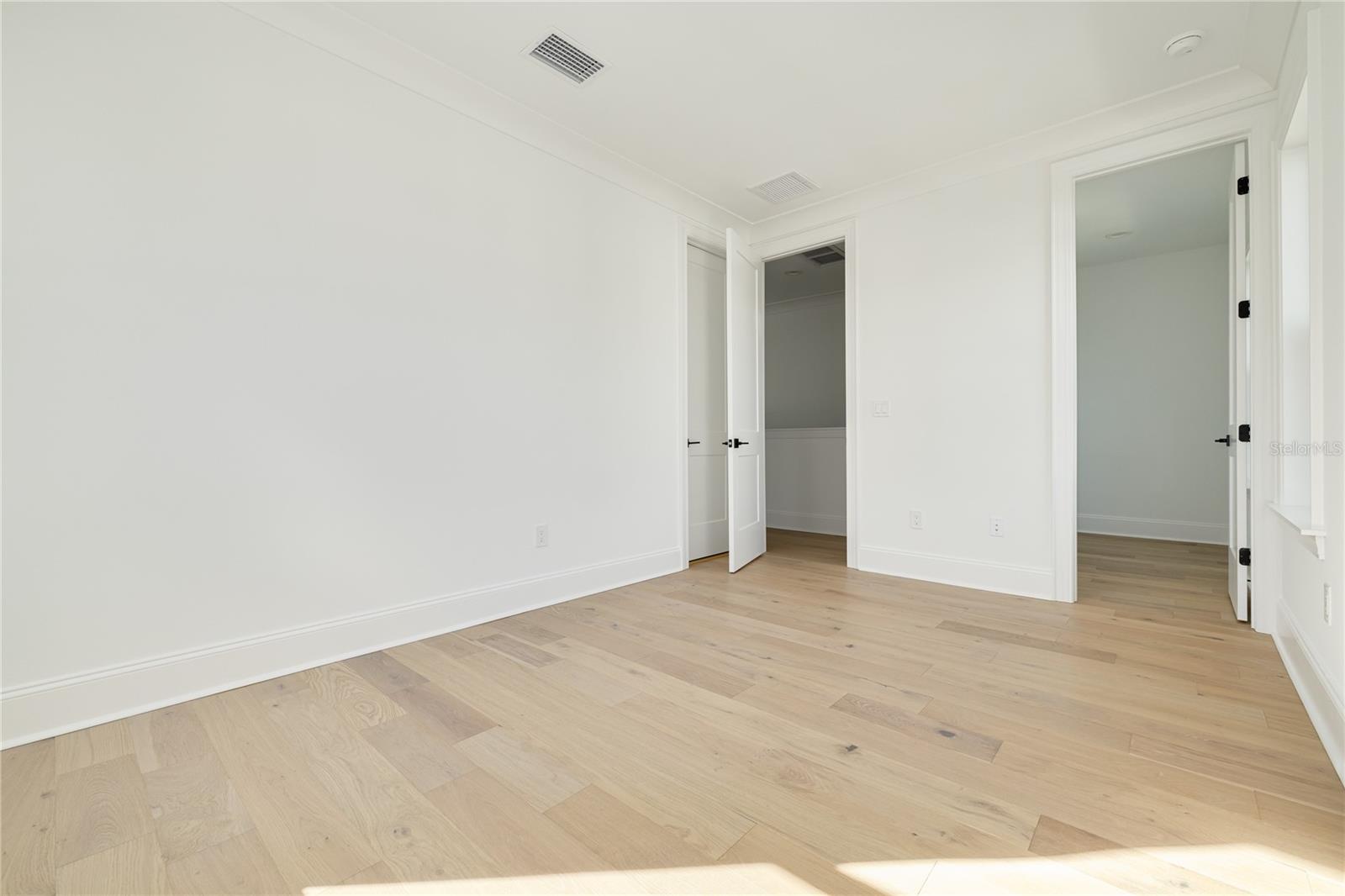 Image 35 of 51 For 246 23rd Avenue Se