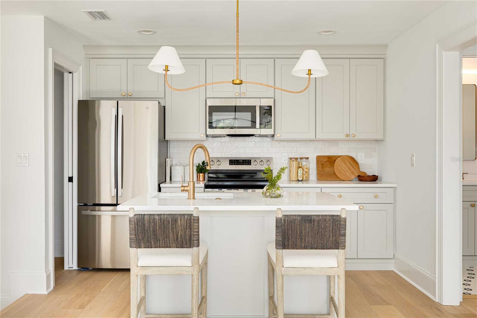 Image 47 of 51 For 246 23rd Avenue Se