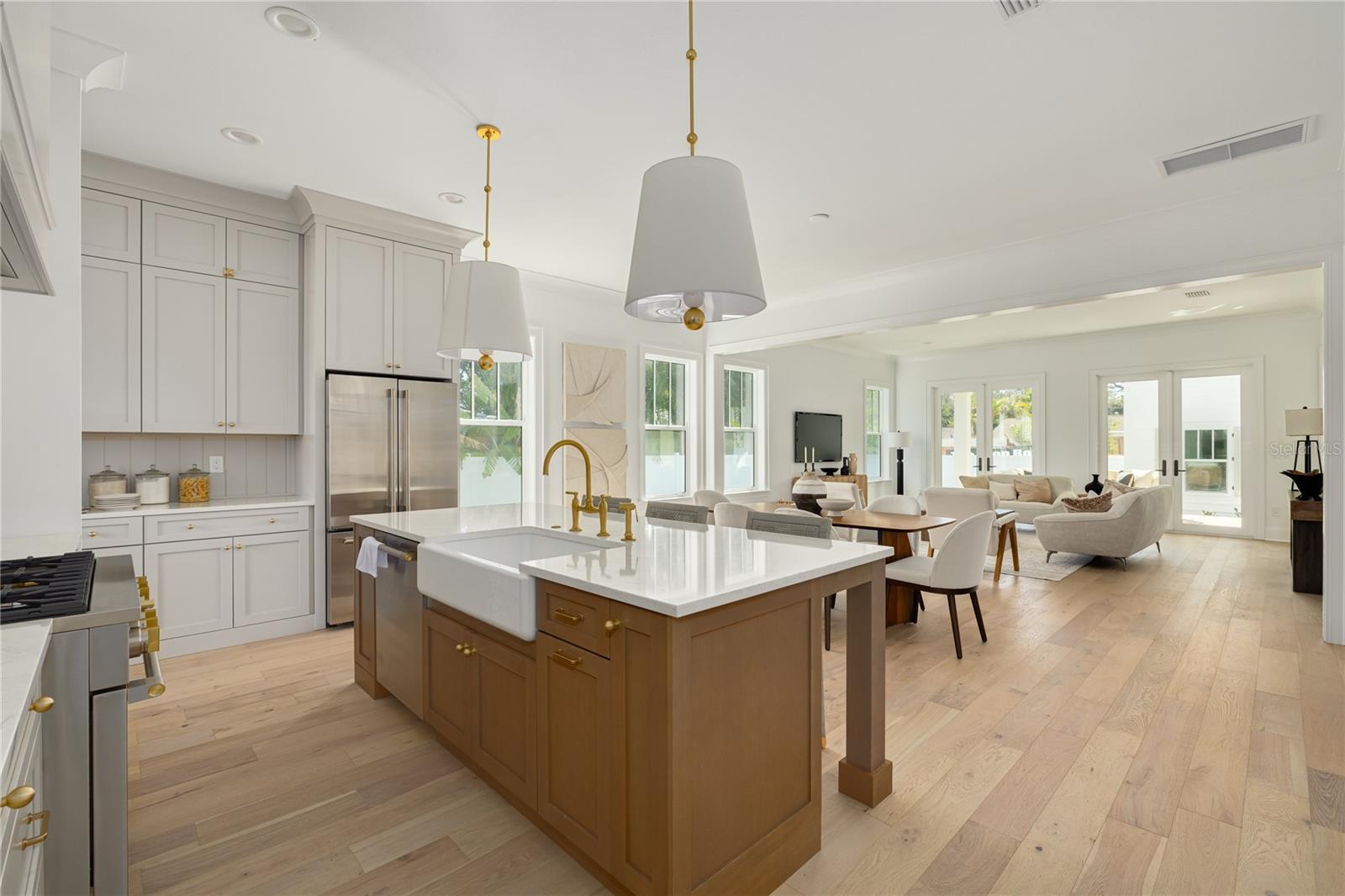 Image 7 of 51 For 246 23rd Avenue Se