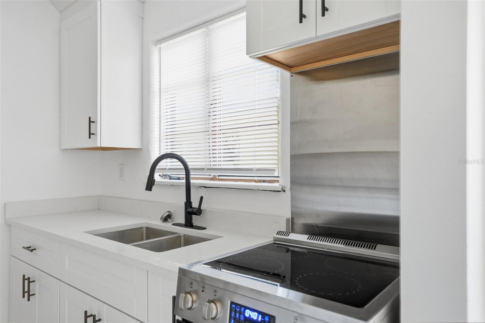 Listing photo id 11 for 7960 Boca Ciega Drive