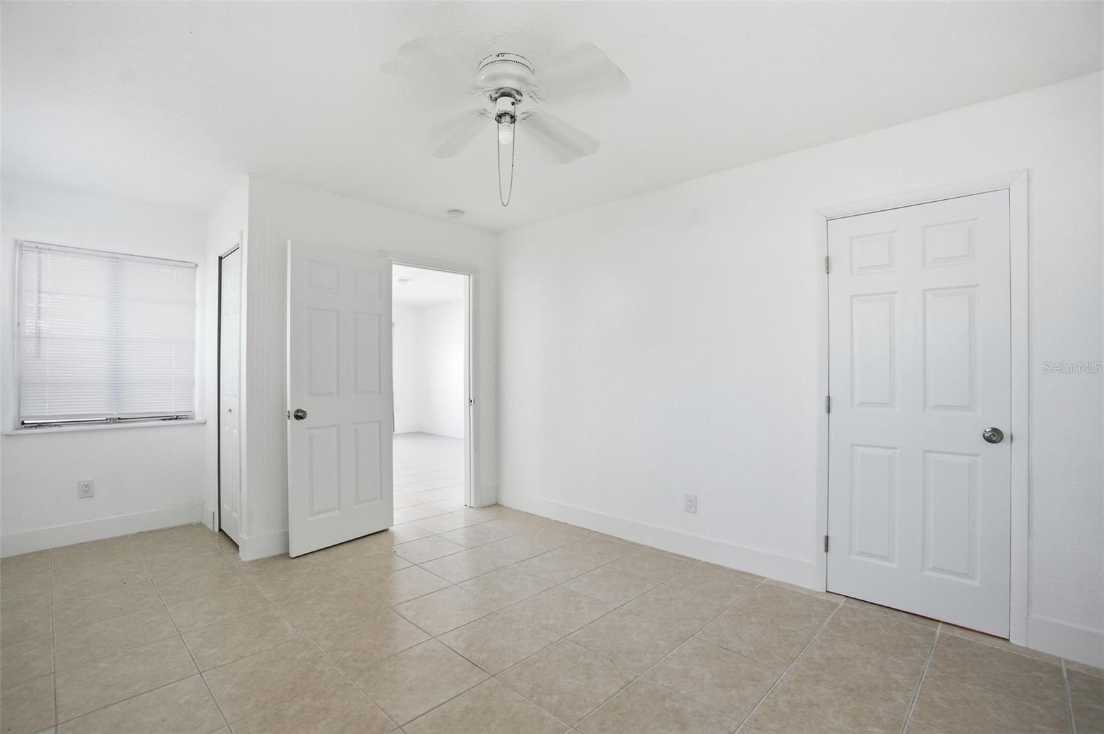 Listing photo id 14 for 7960 Boca Ciega Drive