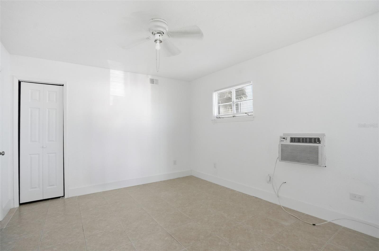 Listing photo id 16 for 7960 Boca Ciega Drive