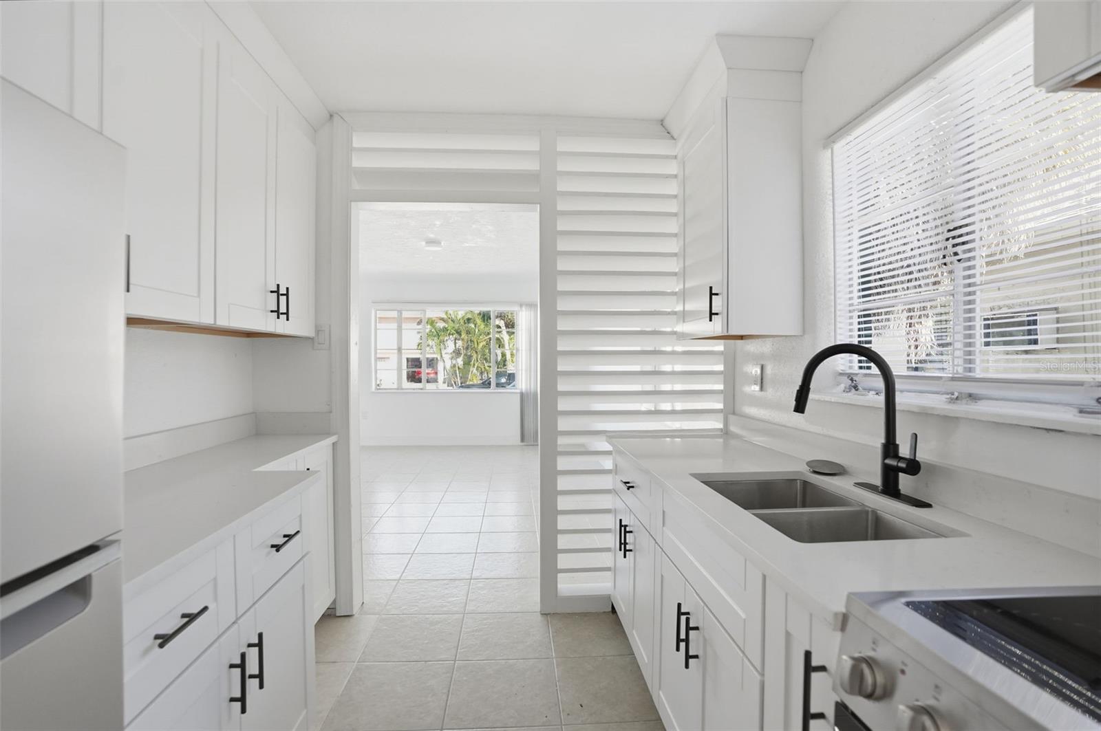 Listing photo id 30 for 7960 Boca Ciega Drive