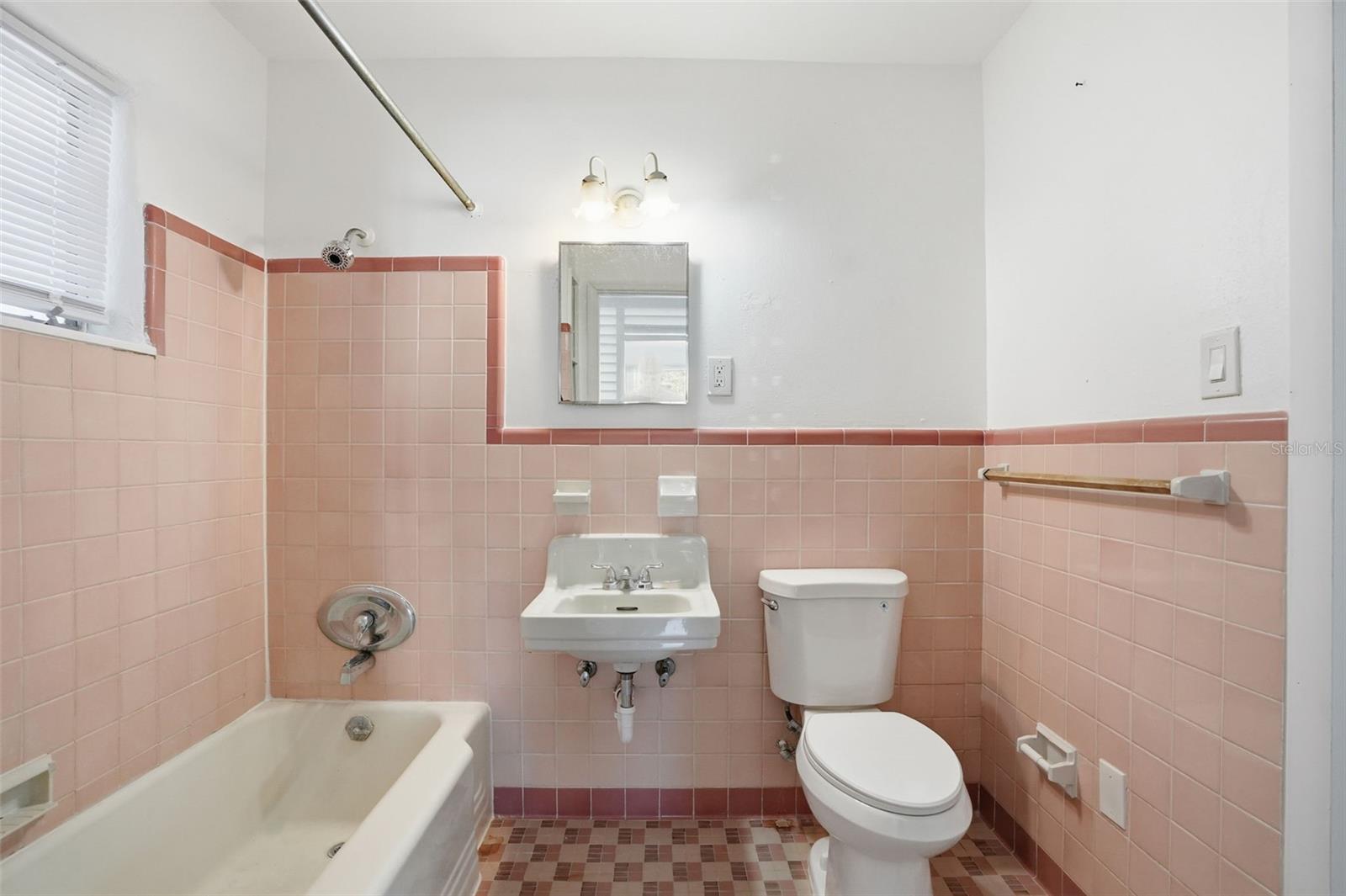 Listing photo id 31 for 7960 Boca Ciega Drive