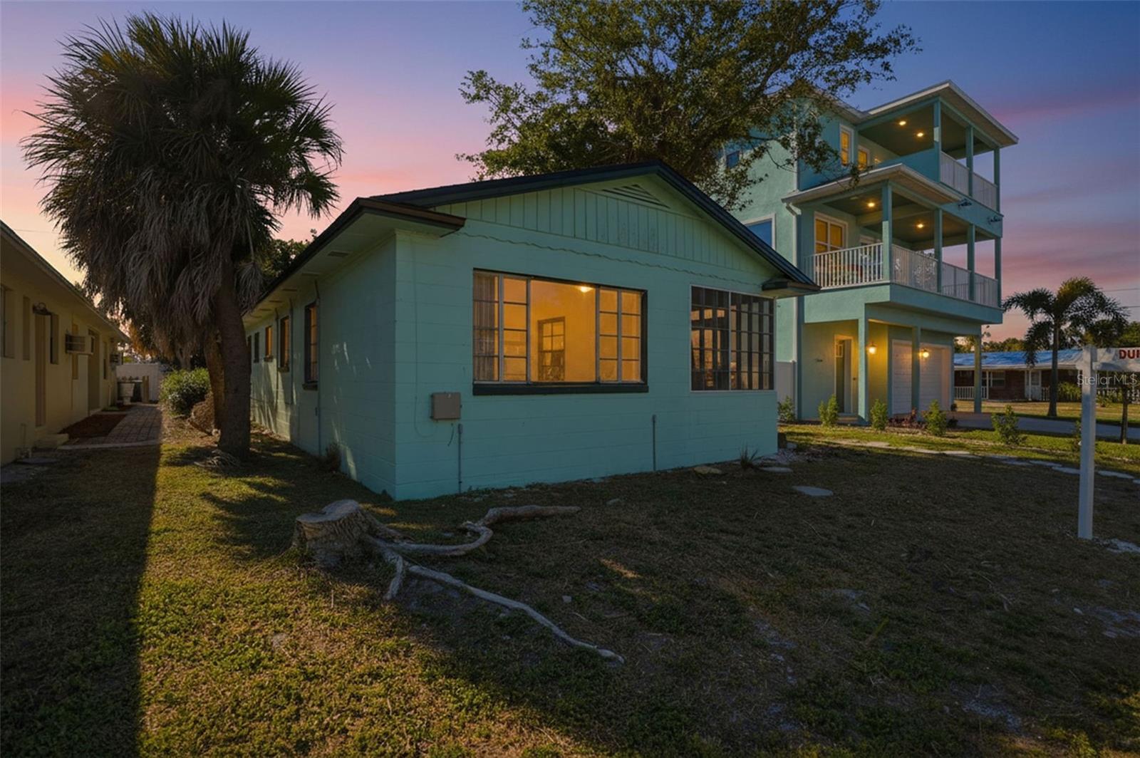 Listing photo id 2 for 7960 Boca Ciega Drive