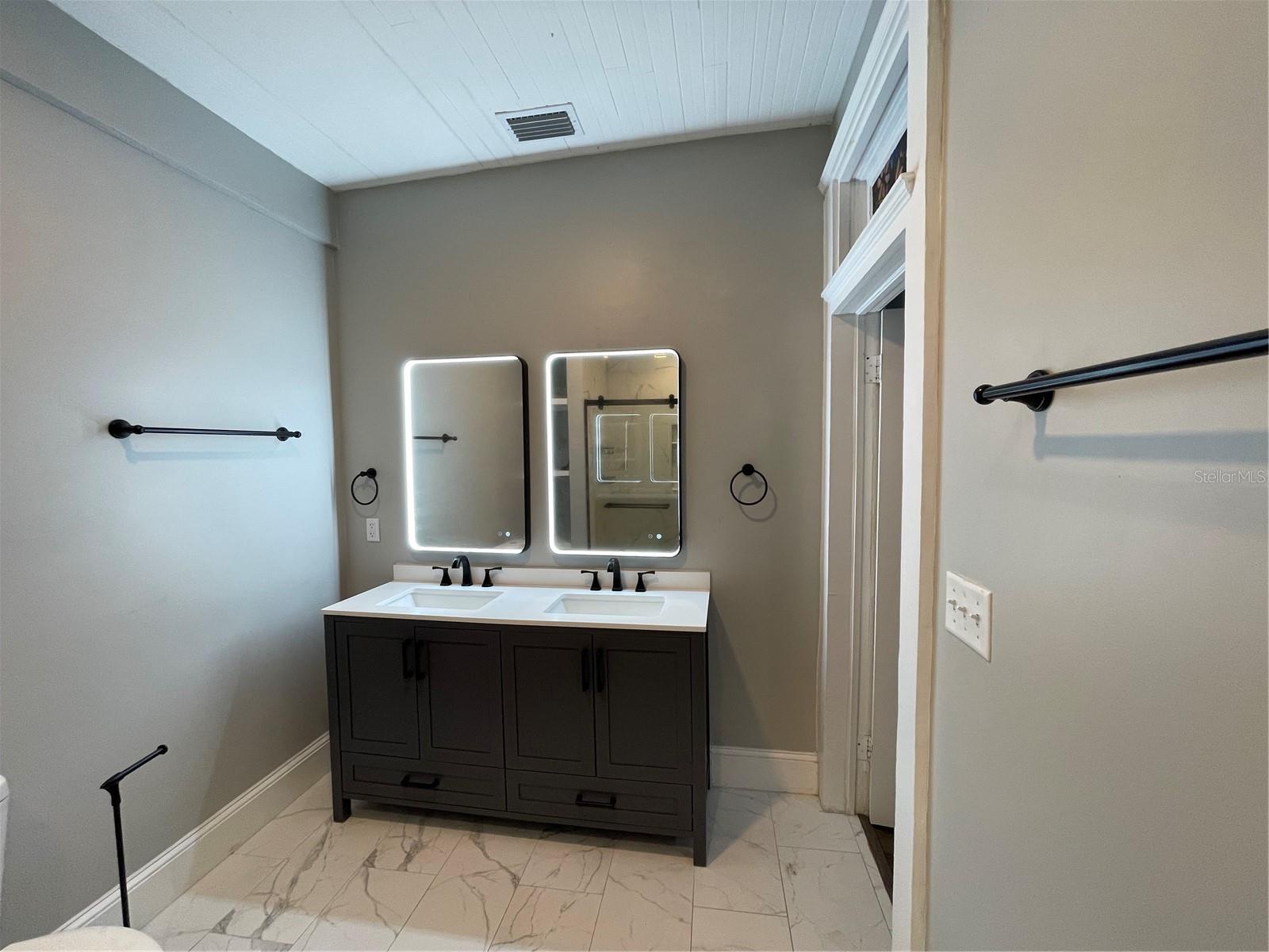 Image 11 of 24 For 1932 Spruce Street