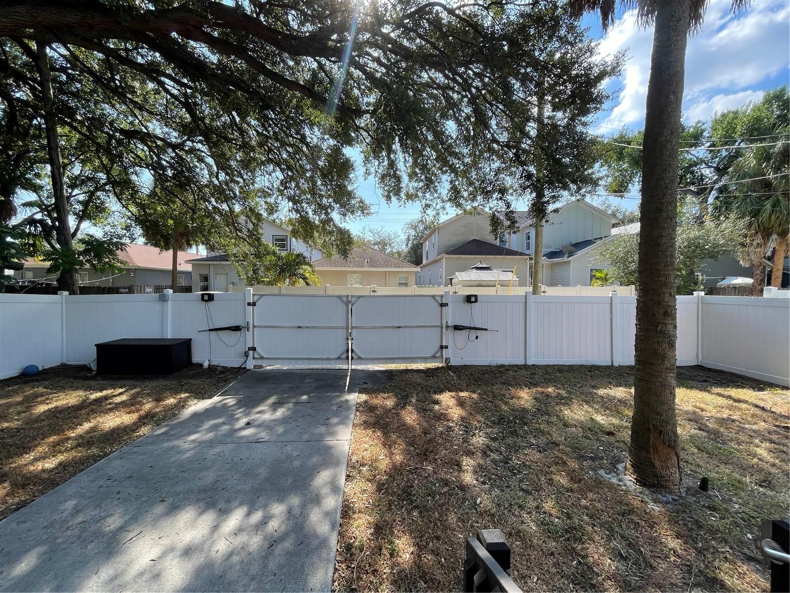 Image 21 of 24 For 1932 Spruce Street