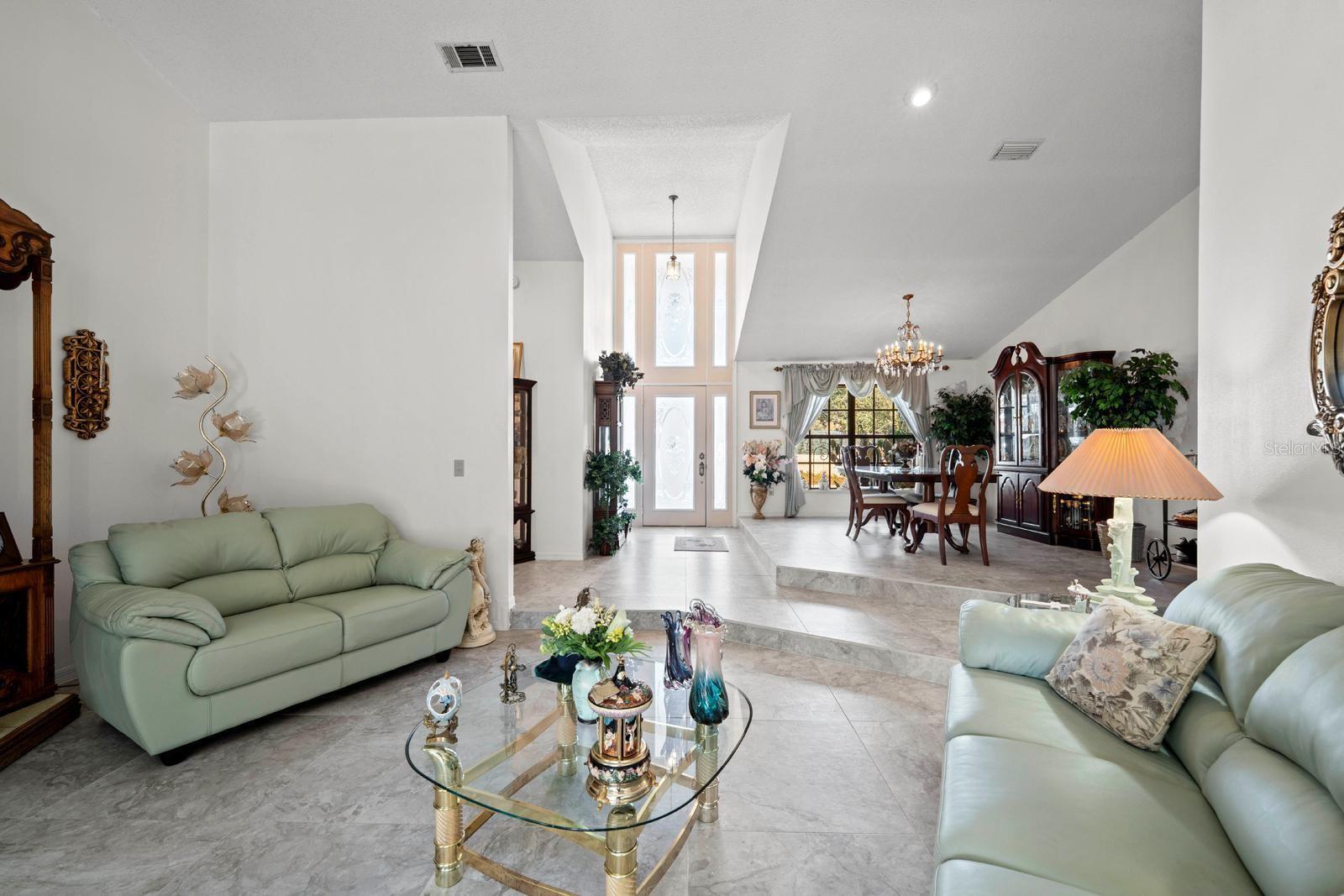 Image 12 of 33 For 2501 Diana Street