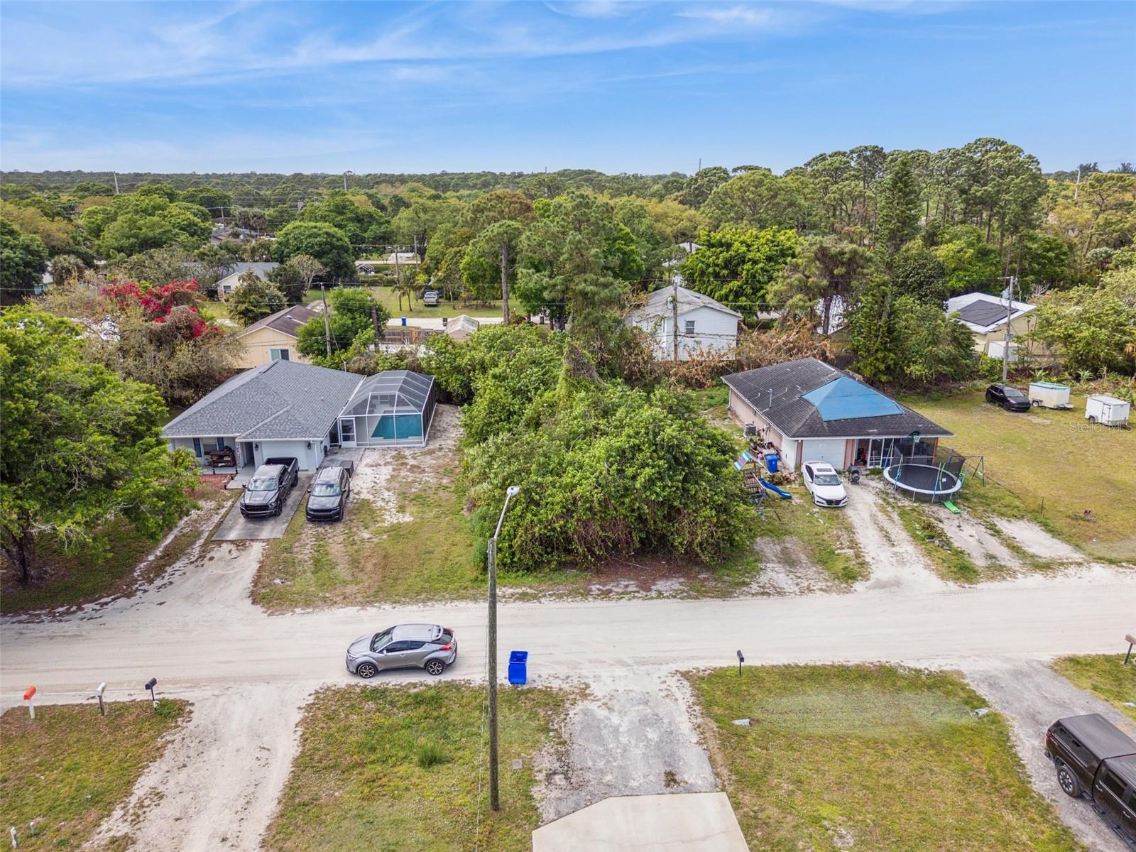 Details for 1335 25th Avenue Sw, VERO BEACH, FL 32962