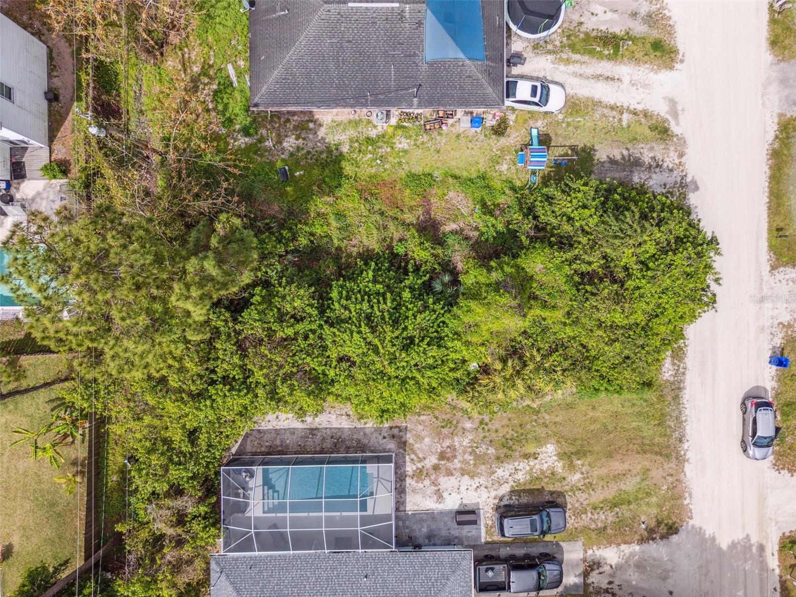 Image 3 of 9 For 1335 25th Avenue Sw