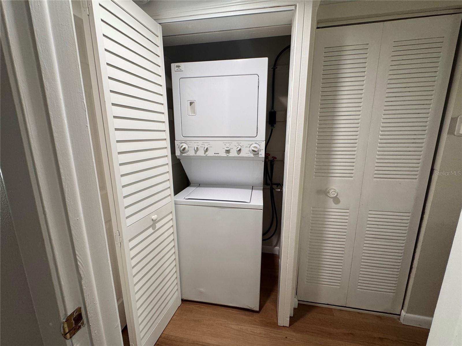 Image 12 of 20 For 11525 8th Way N 507