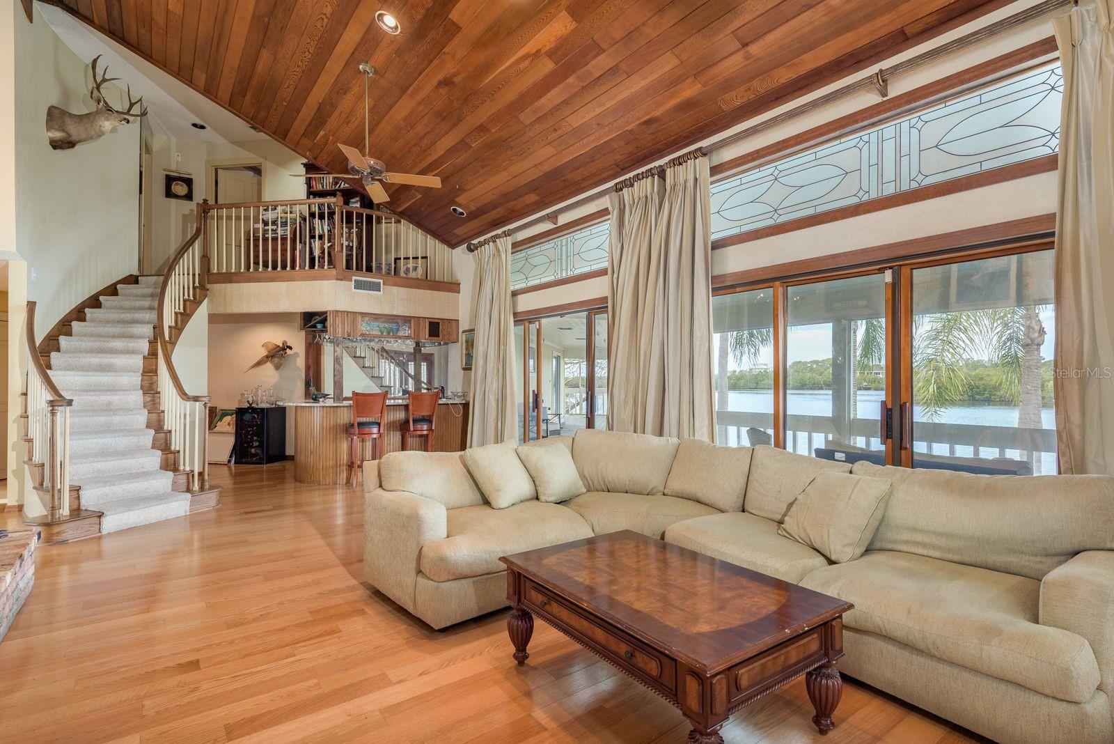 Image 13 of 72 For 600 Soundview Drive