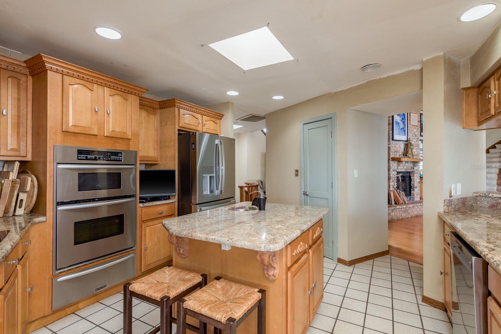 Image 21 of 72 For 600 Soundview Drive