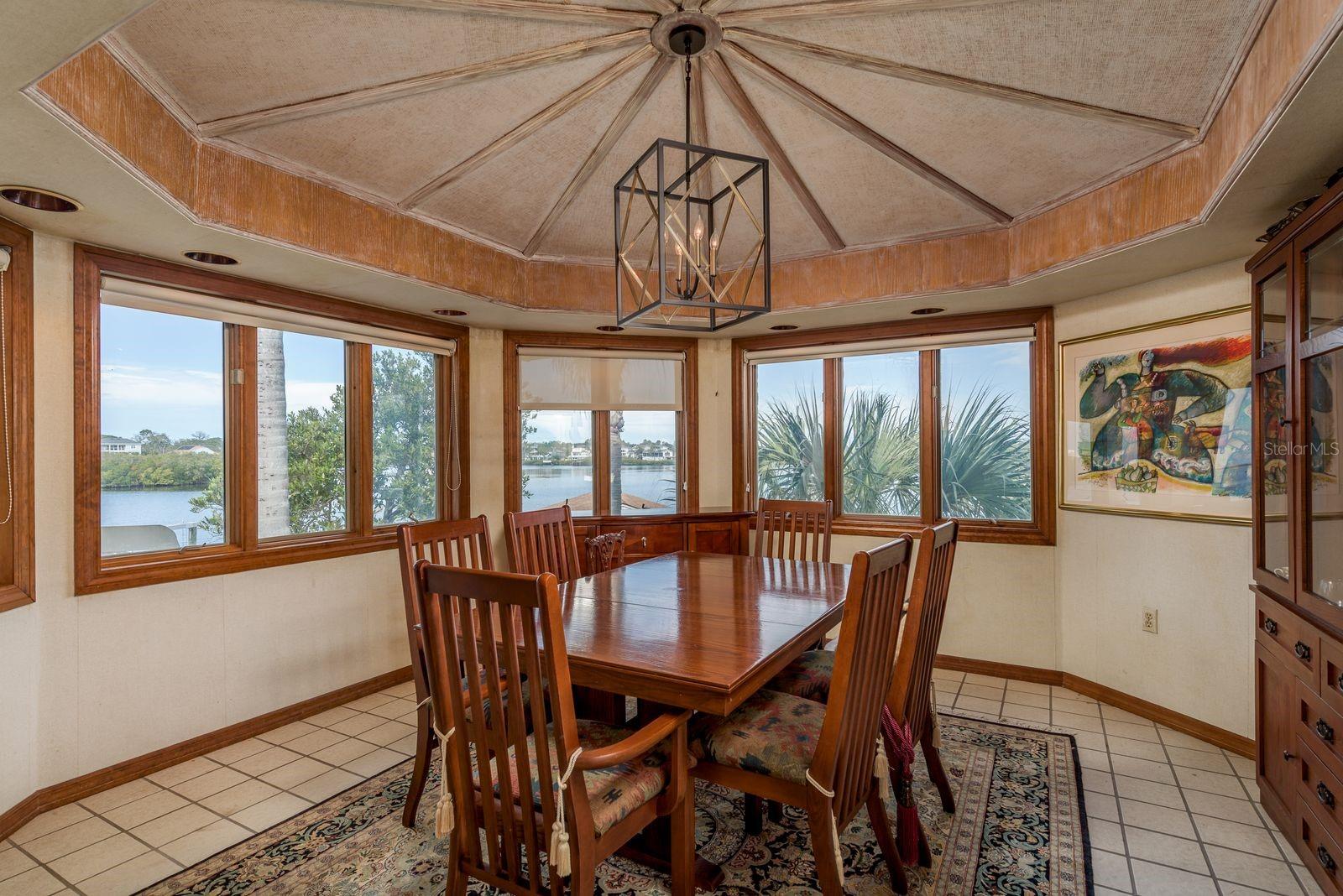 Image 24 of 72 For 600 Soundview Drive