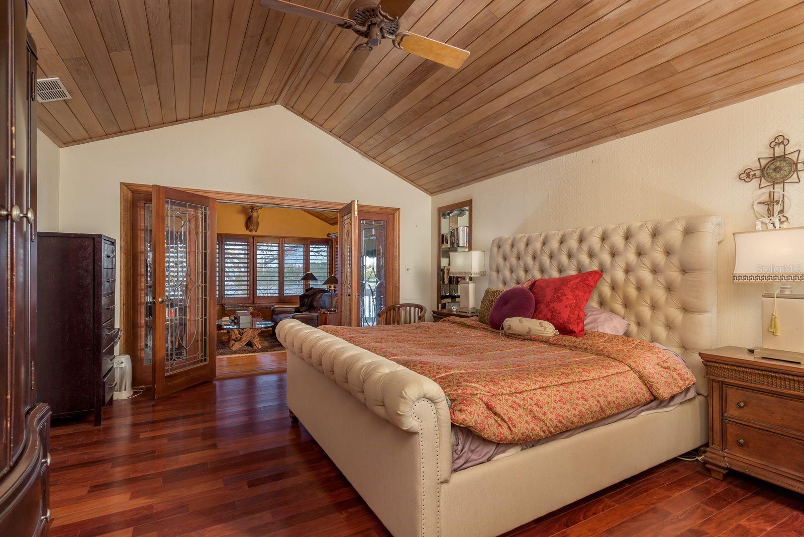 Image 41 of 72 For 600 Soundview Drive