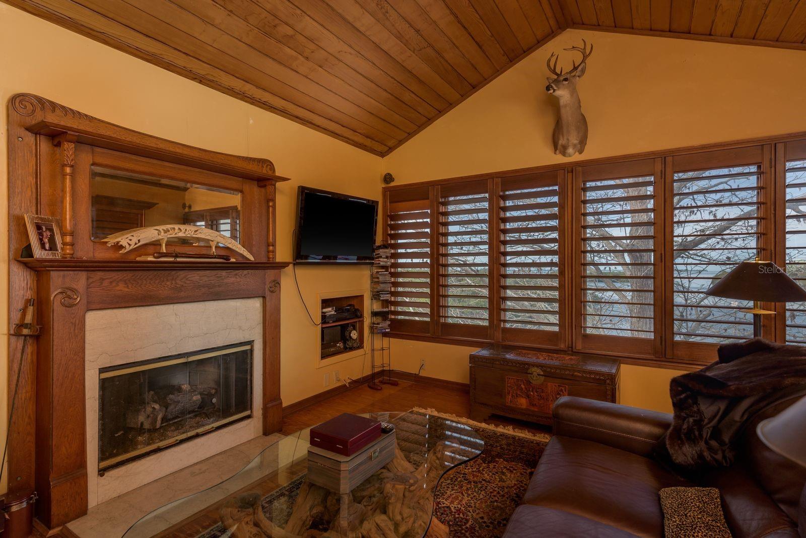 Image 46 of 72 For 600 Soundview Drive