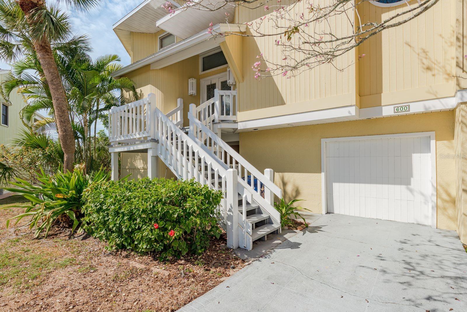 Image 6 of 72 For 600 Soundview Drive