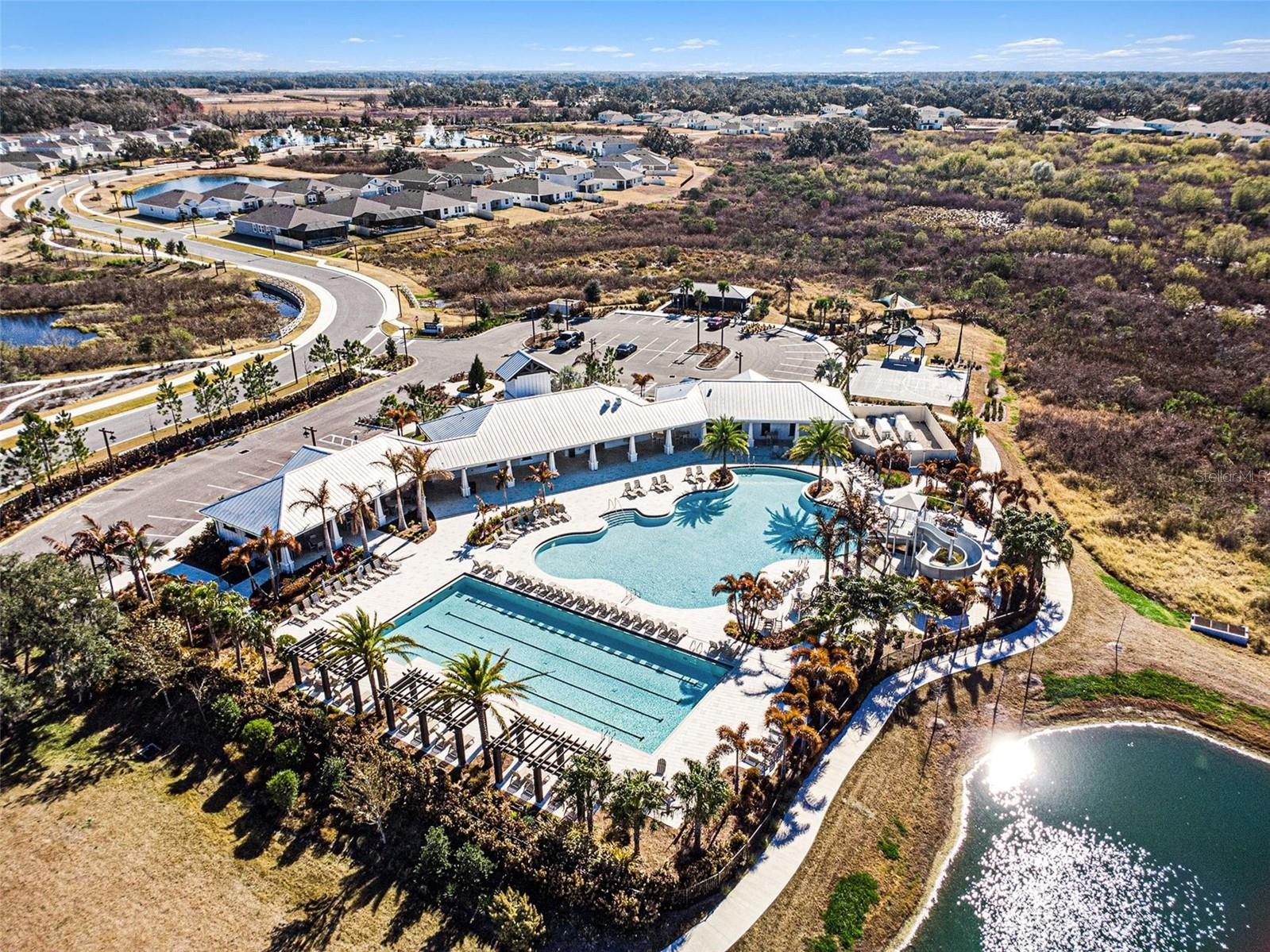 Listing photo id 28 for 3716 Sunflower Field Place