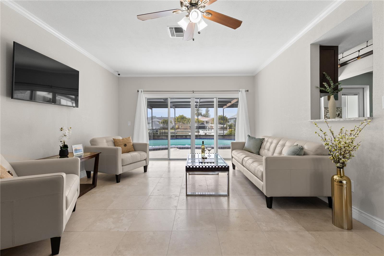 Image 12 of 32 For 404 4th Avenue N