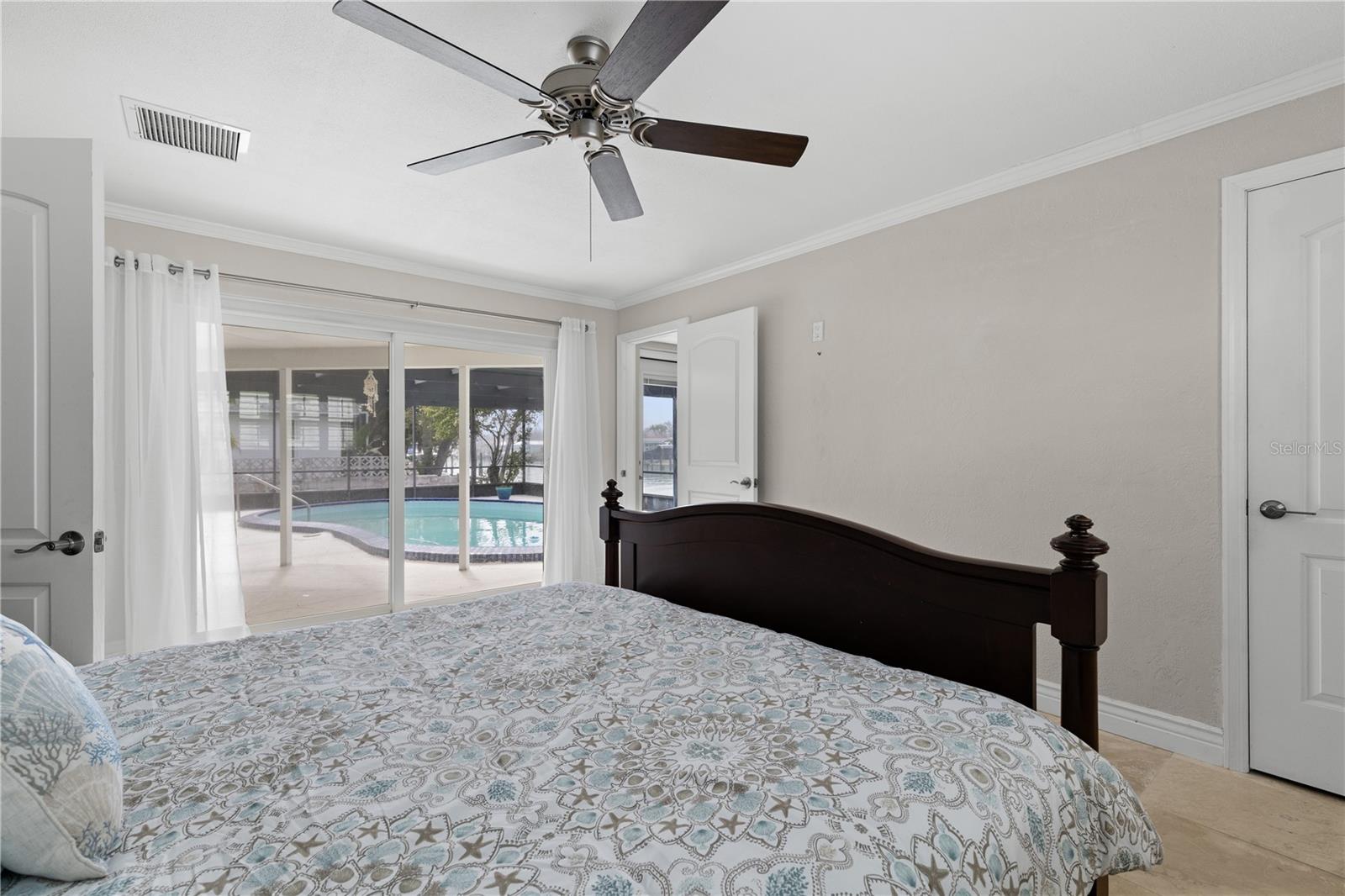 Image 19 of 32 For 404 4th Avenue N