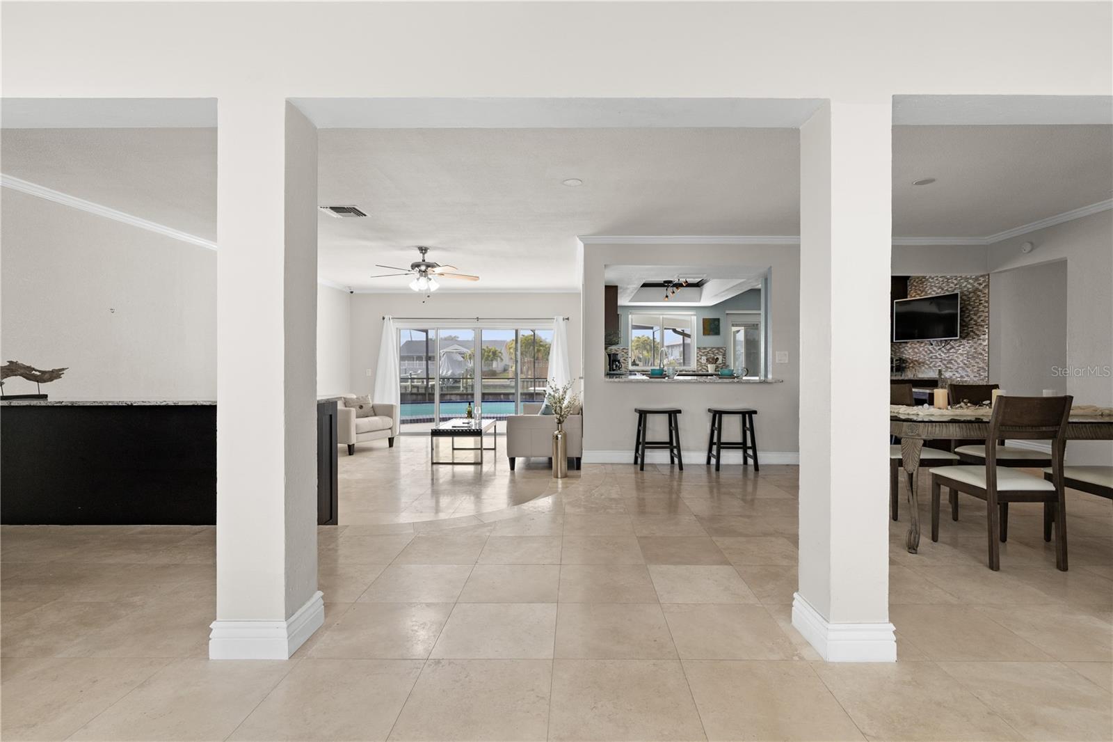 Image 3 of 32 For 404 4th Avenue N